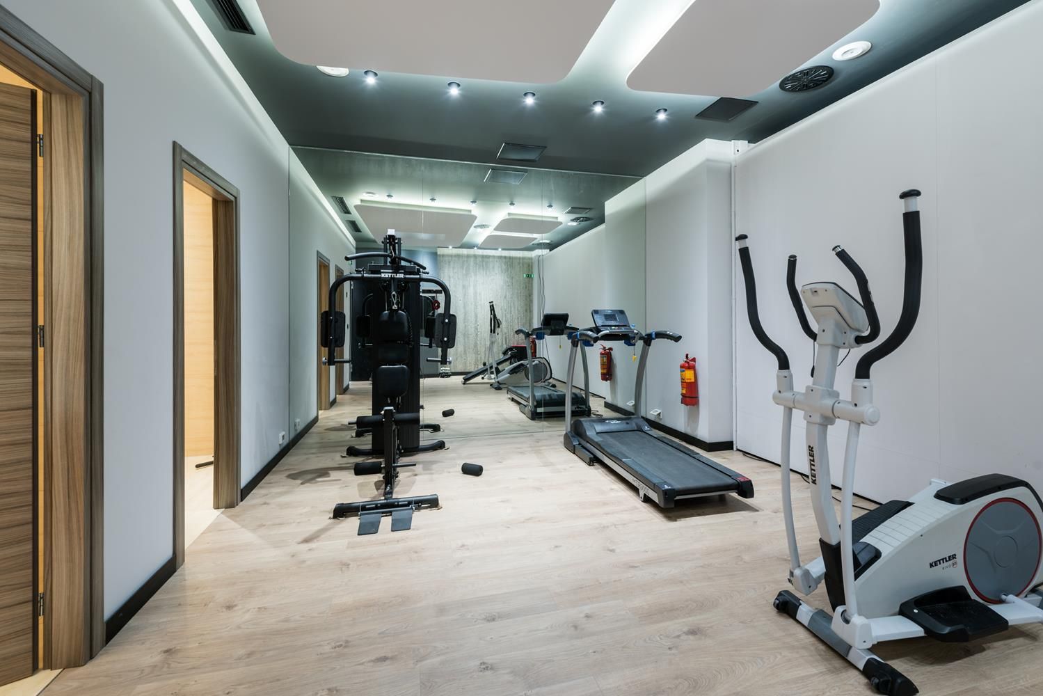 Essence Living Hotel - GYM