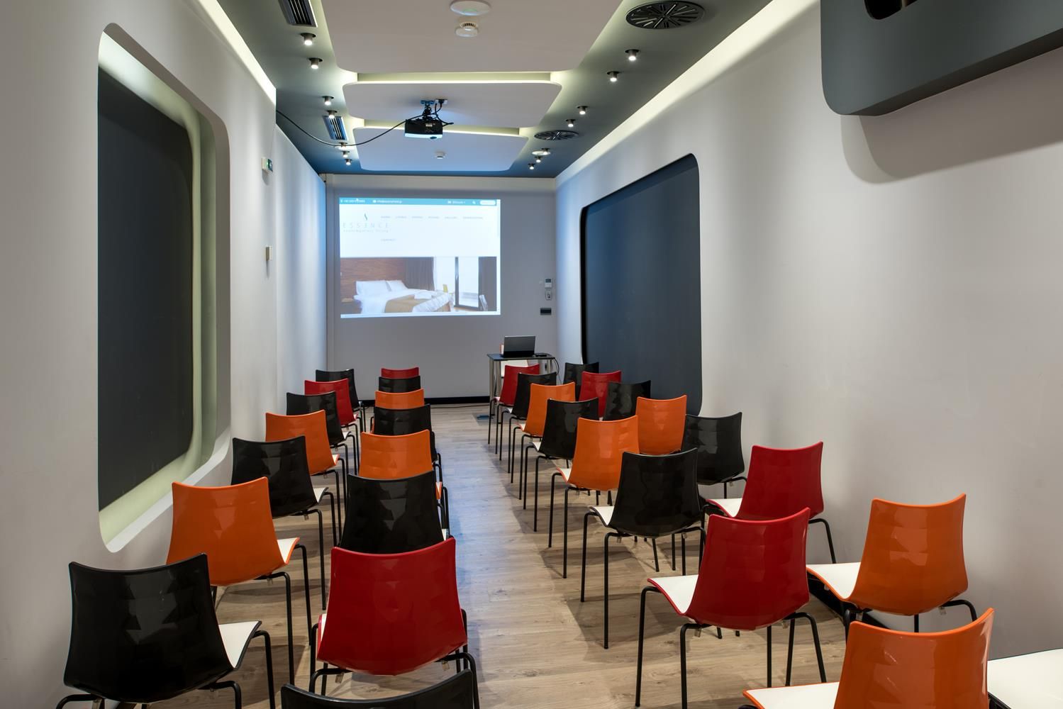 Essence Living Hotel - Conference Room