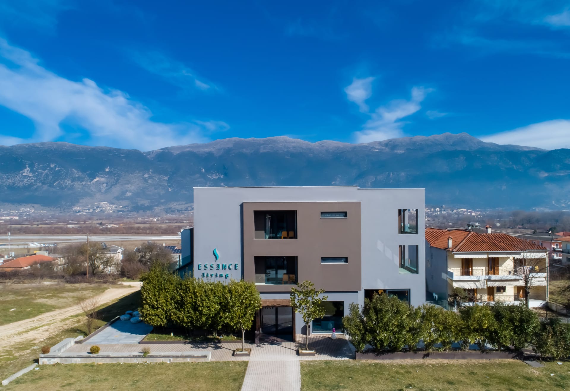 Essence Living Hotel