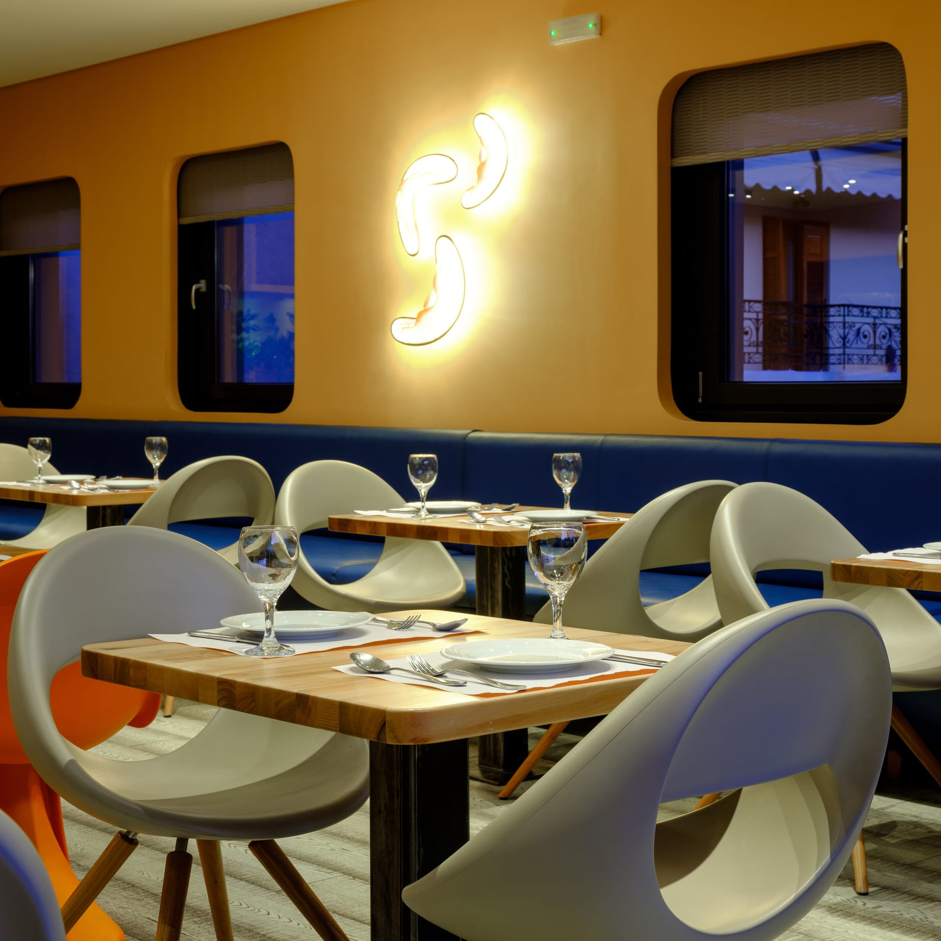 Essence Living Hotel - Restaurant