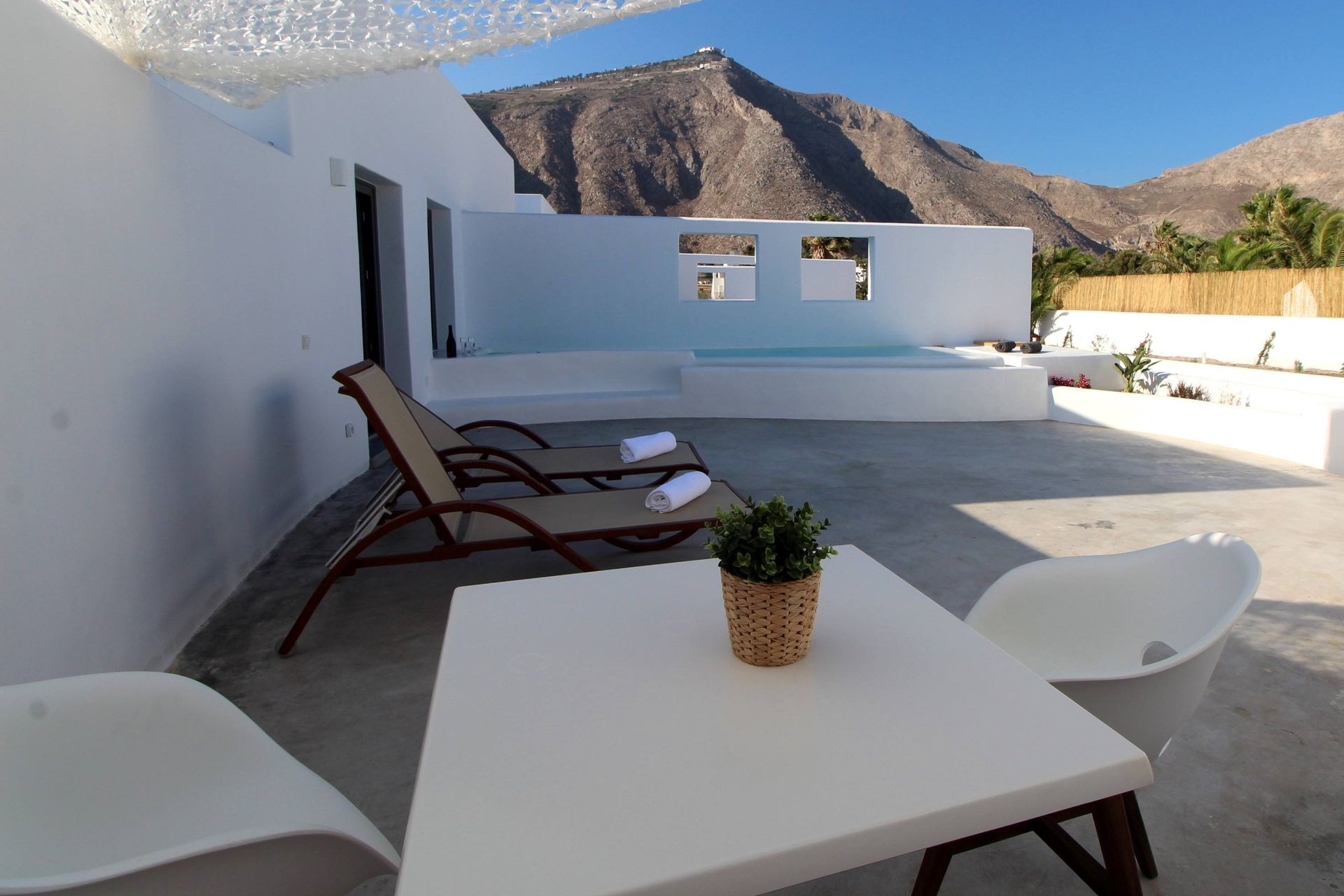 Filira Suites Santorini