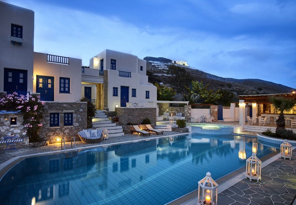 Folegandros Apartments