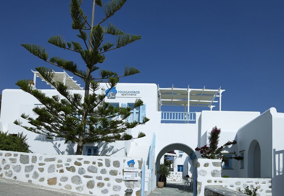 Folegandros Apartments