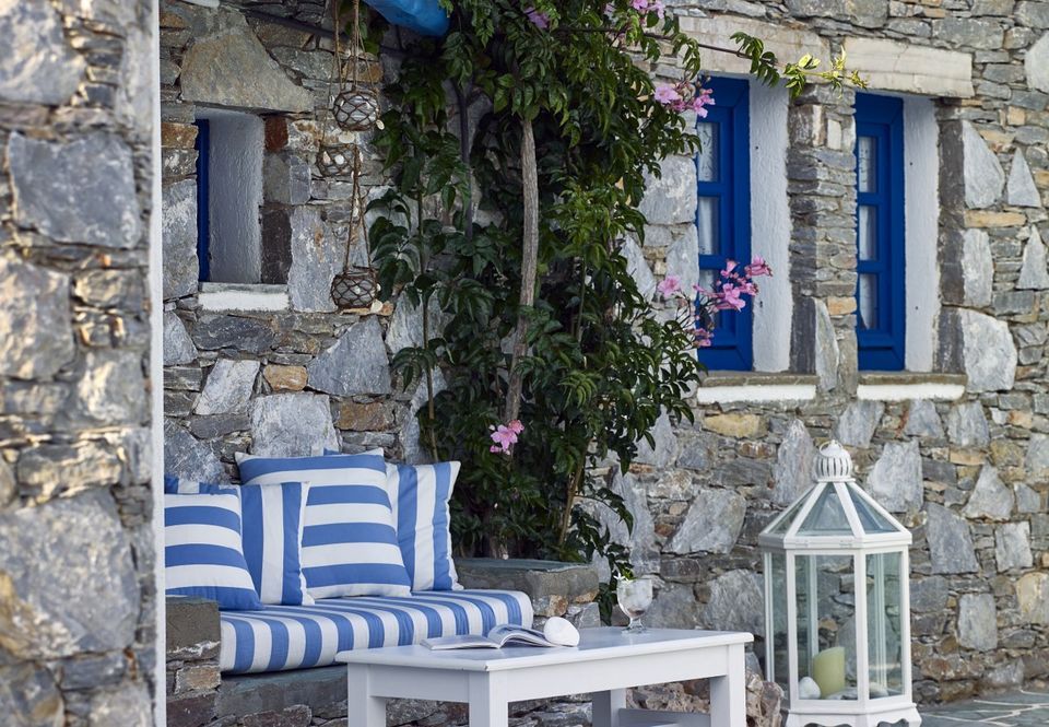 Folegandros Apartments