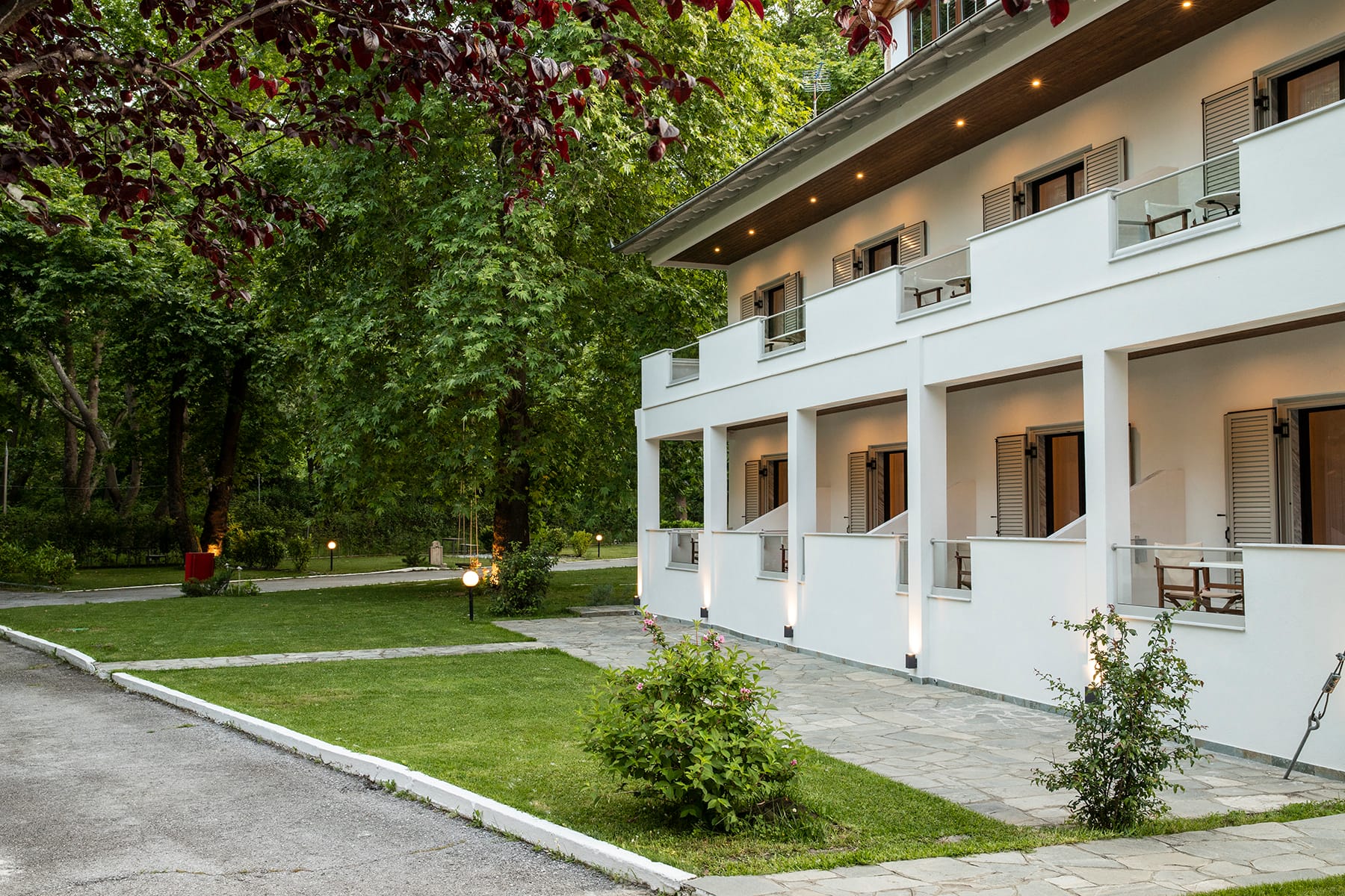 Gkaras Camp & Apartments