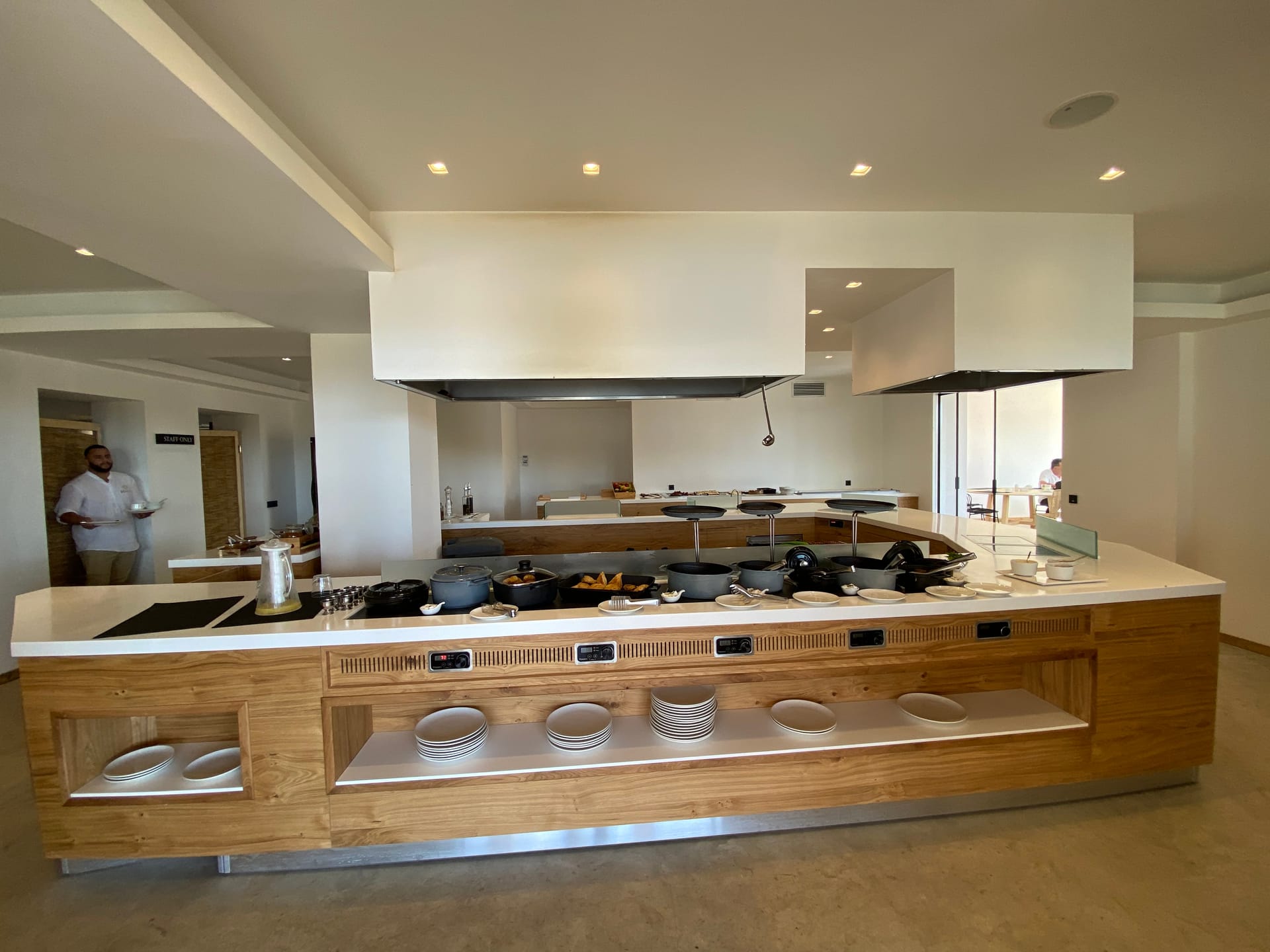 Helios Beach Hotel & Bungalows