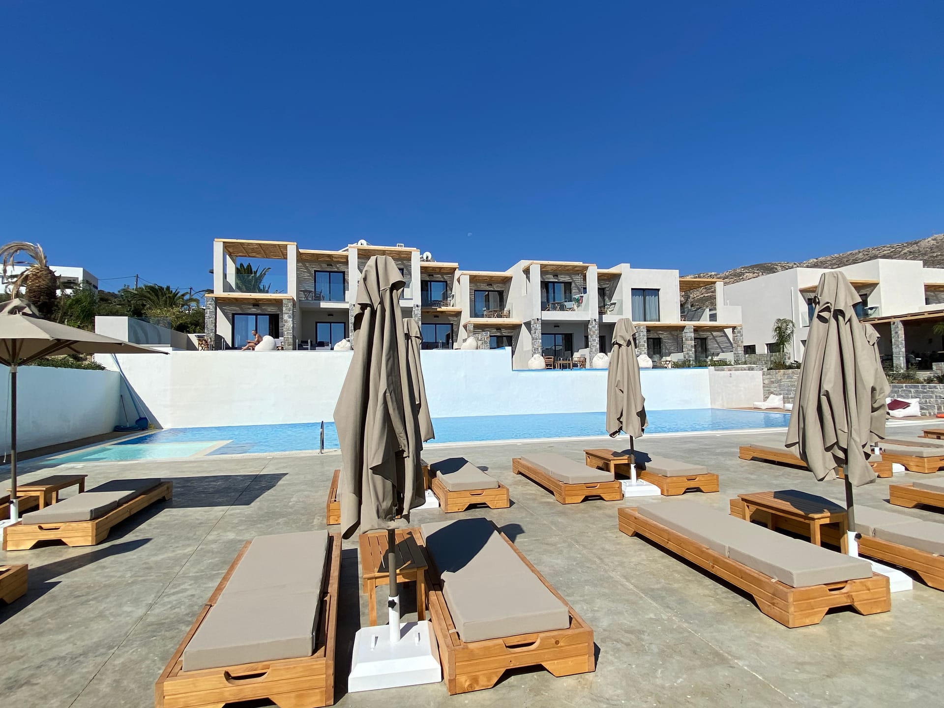 Helios Beach Hotel & Bungalows