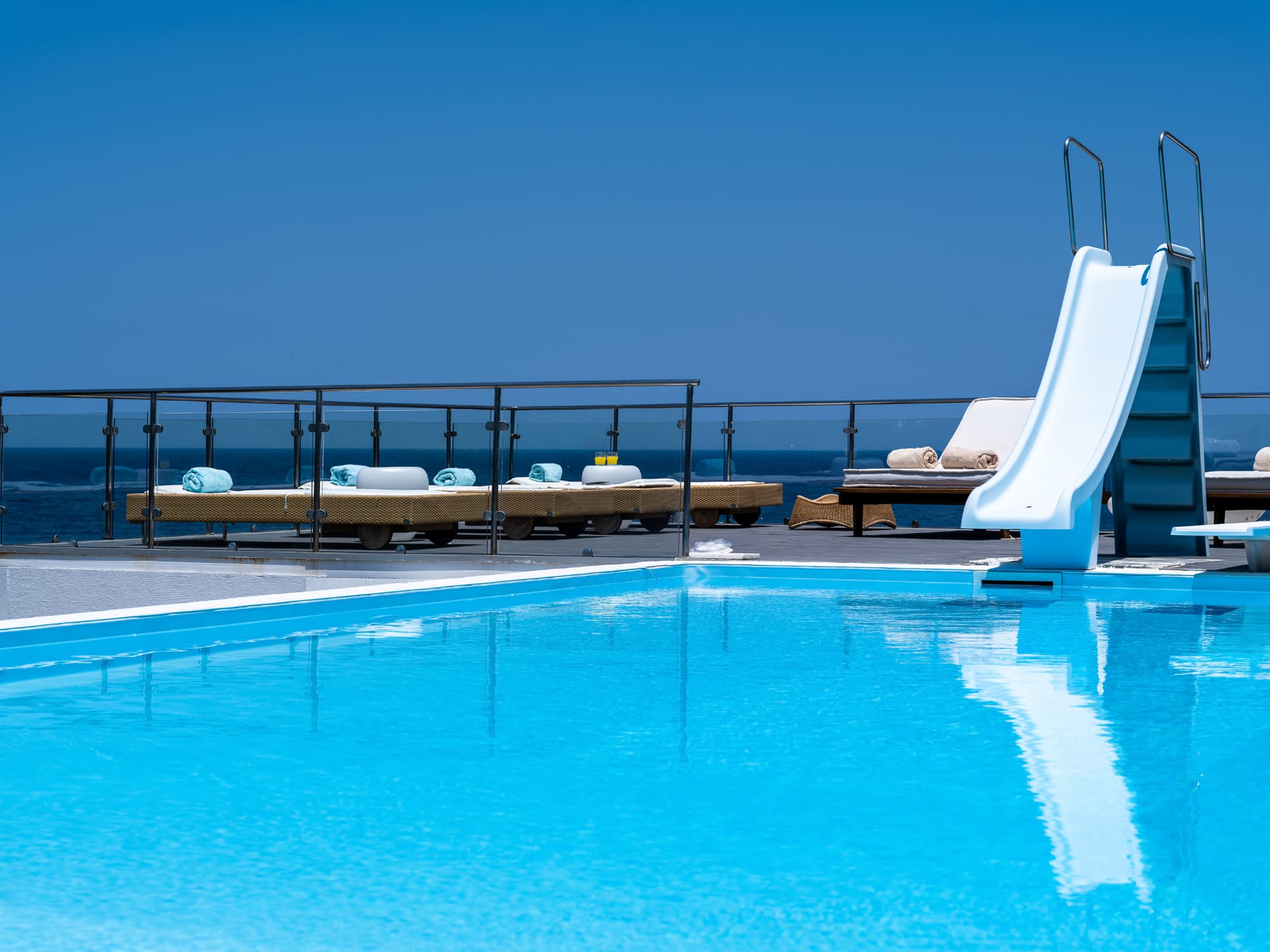 Icarus Luxury Beachfront Villa