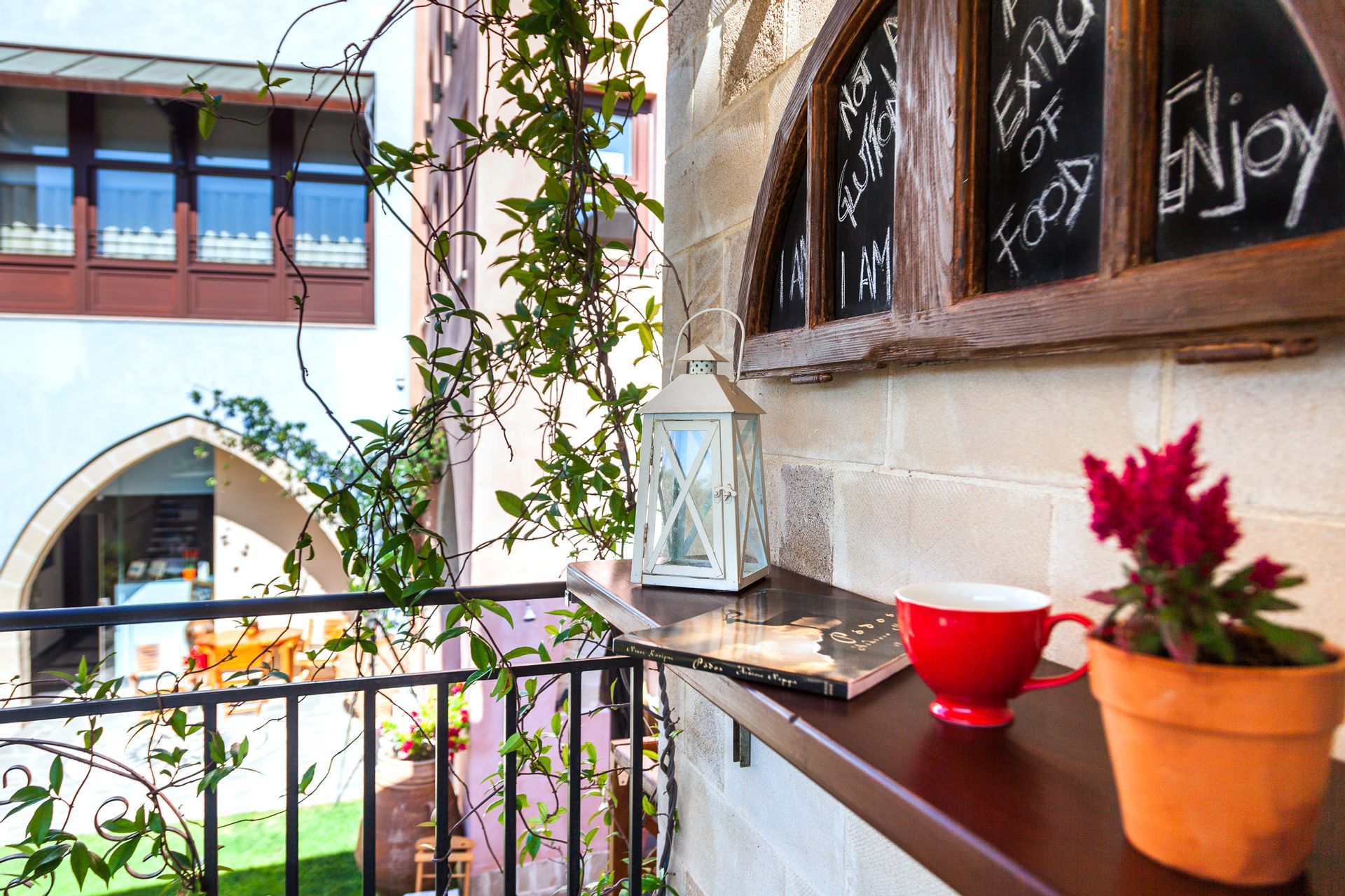 In Camera Art Boutique Hotel