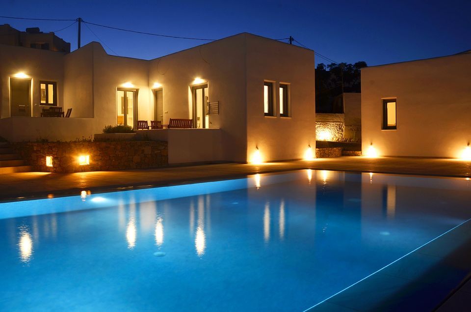 Ionathan Koufonisia Suites