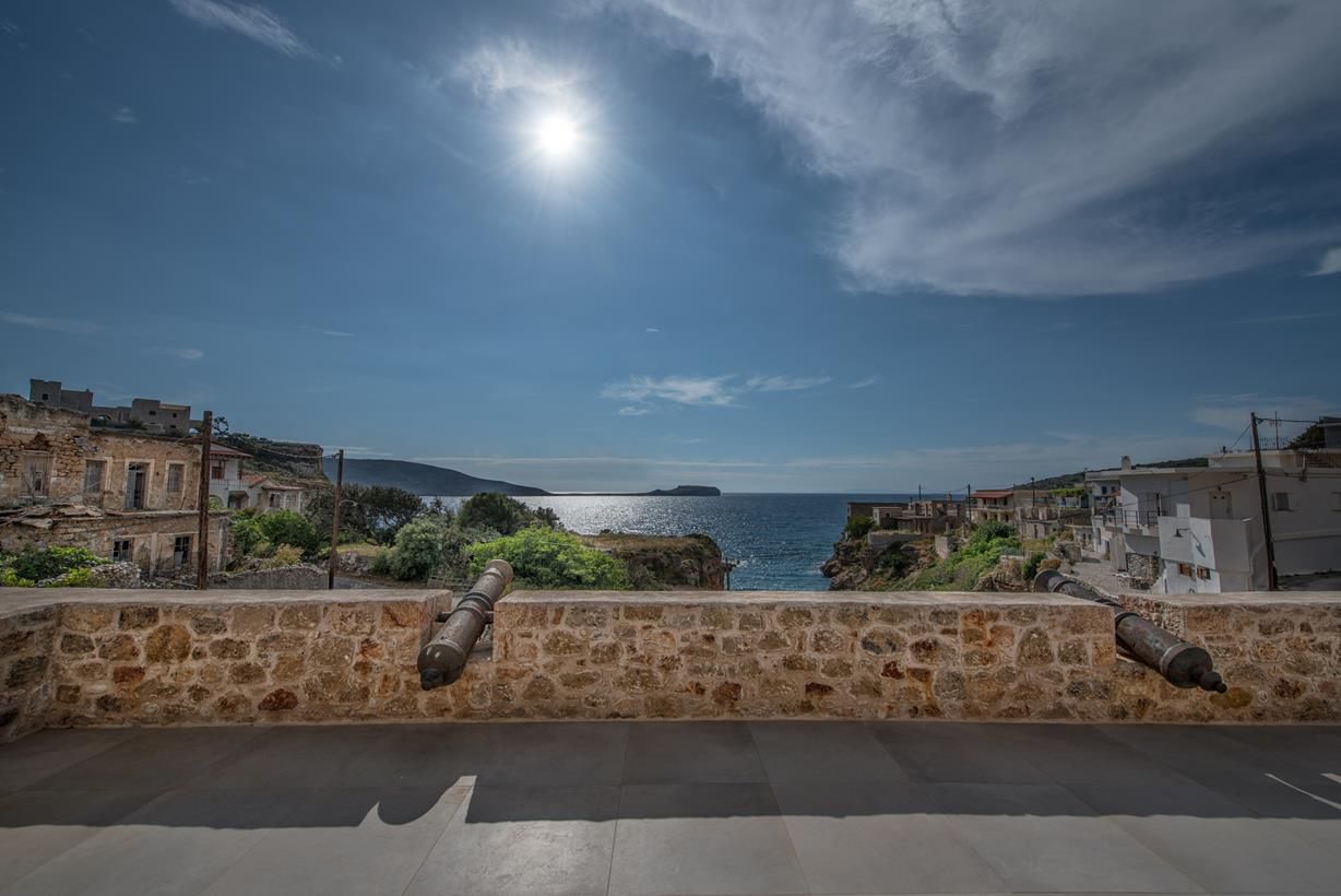 Ippola Boutique Hotel