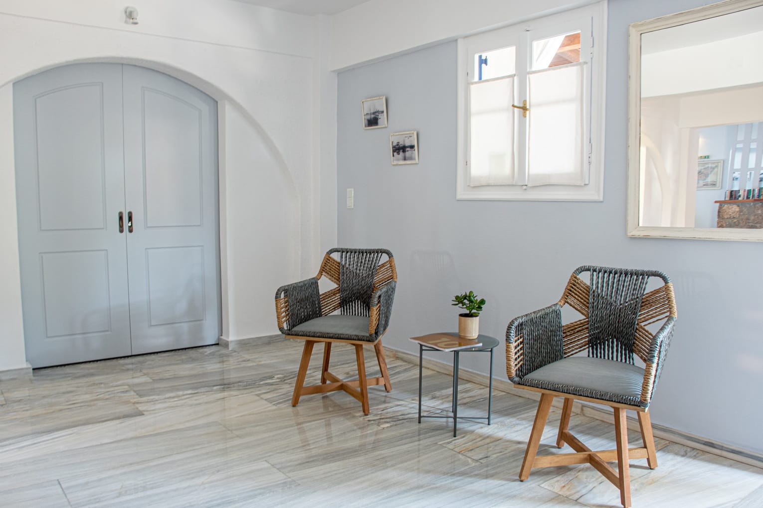 Réception Area / Lobby