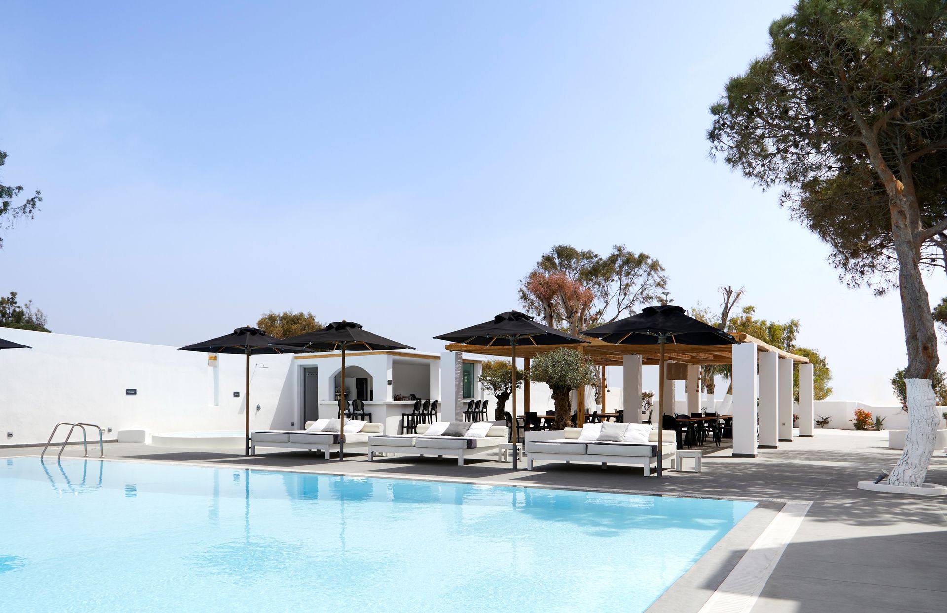 Kalisti Hotel & Suites