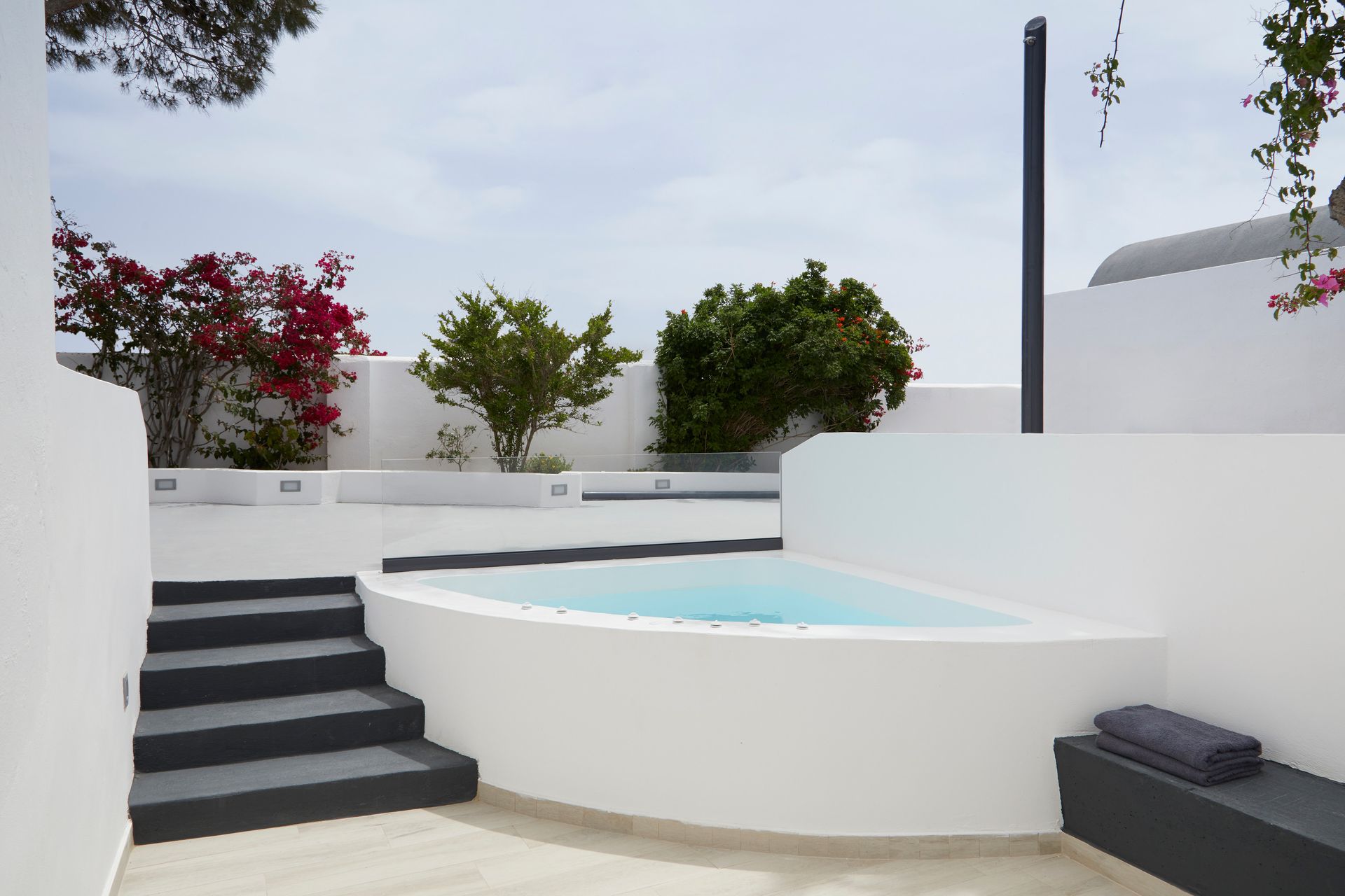 Kalisti Hotel & Suites