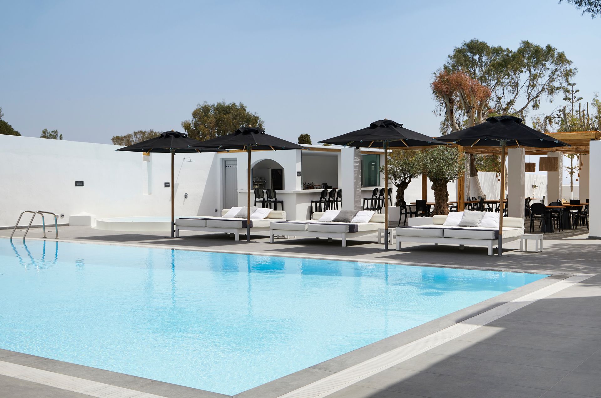 Kalisti Hotel & Suites