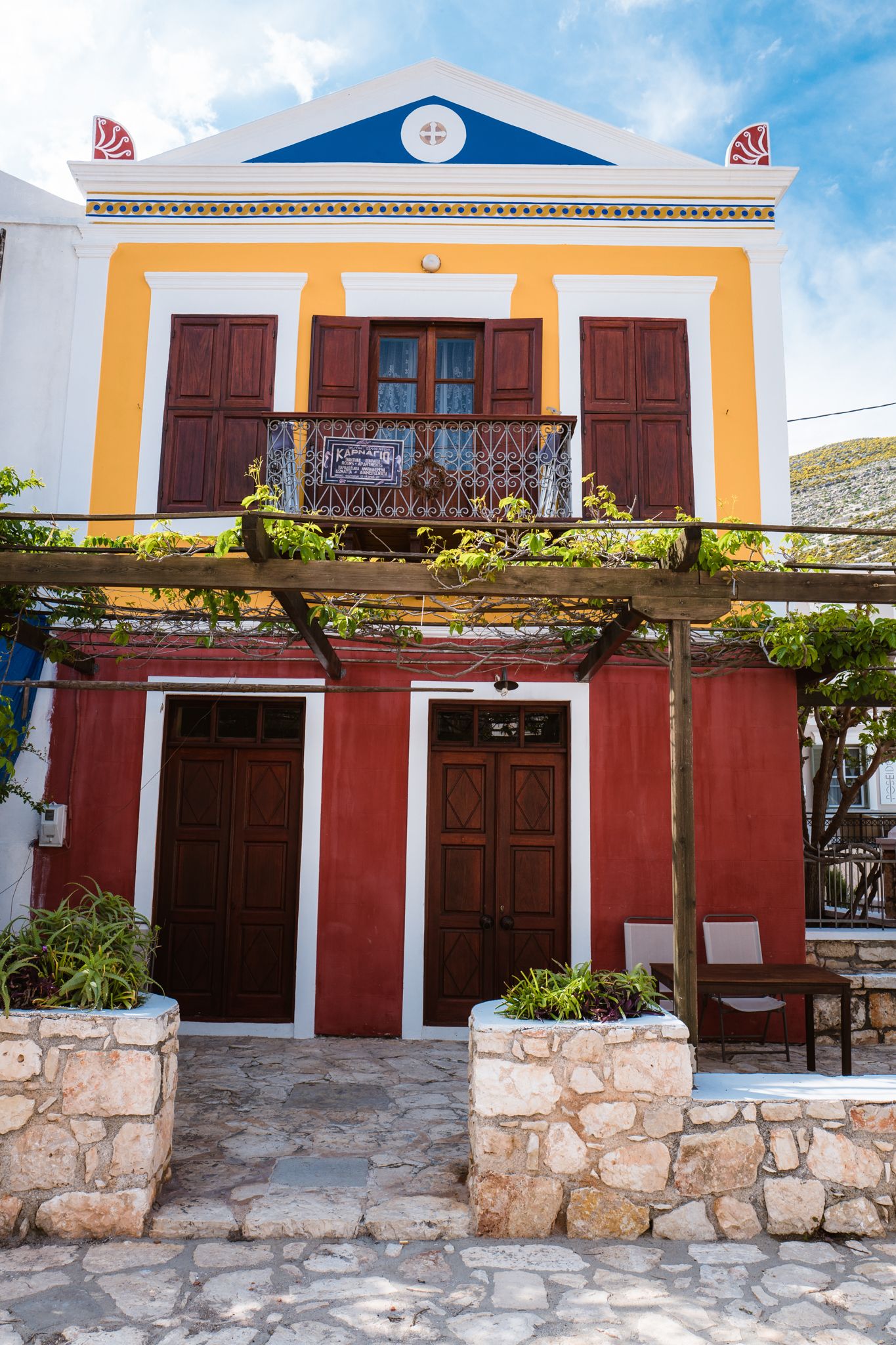Karnayo Traditional Houses