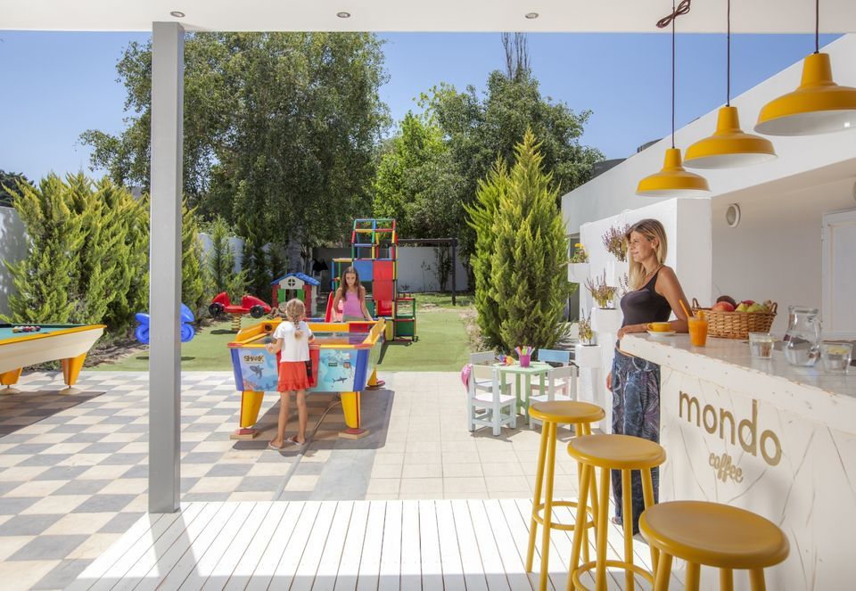 Kipriotis Maris Mondo Cafe