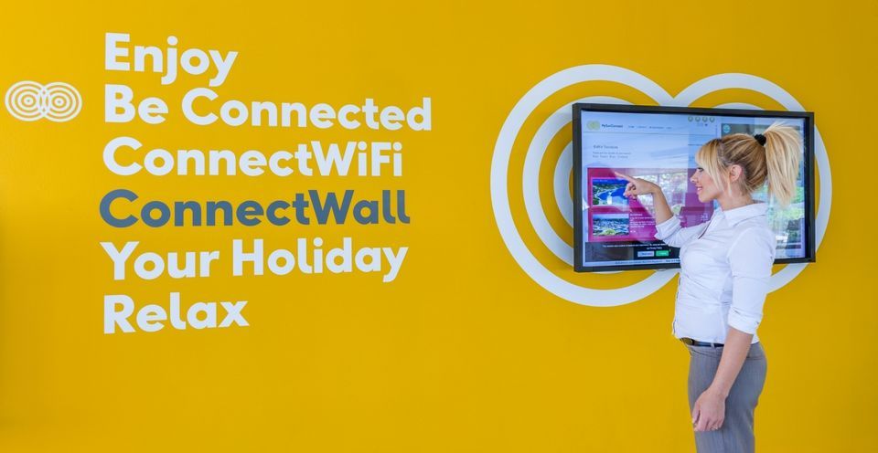 Kipriotis Aqualand Reception Area - Info TV