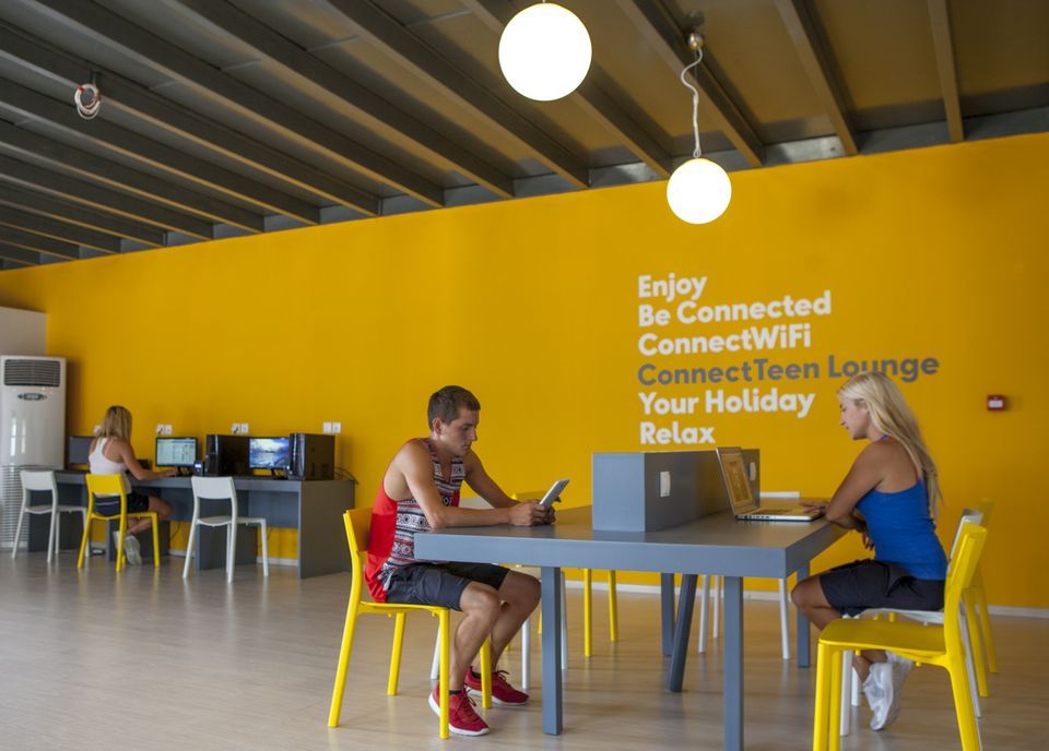 Kipriotis Aqualand Teens Lounge