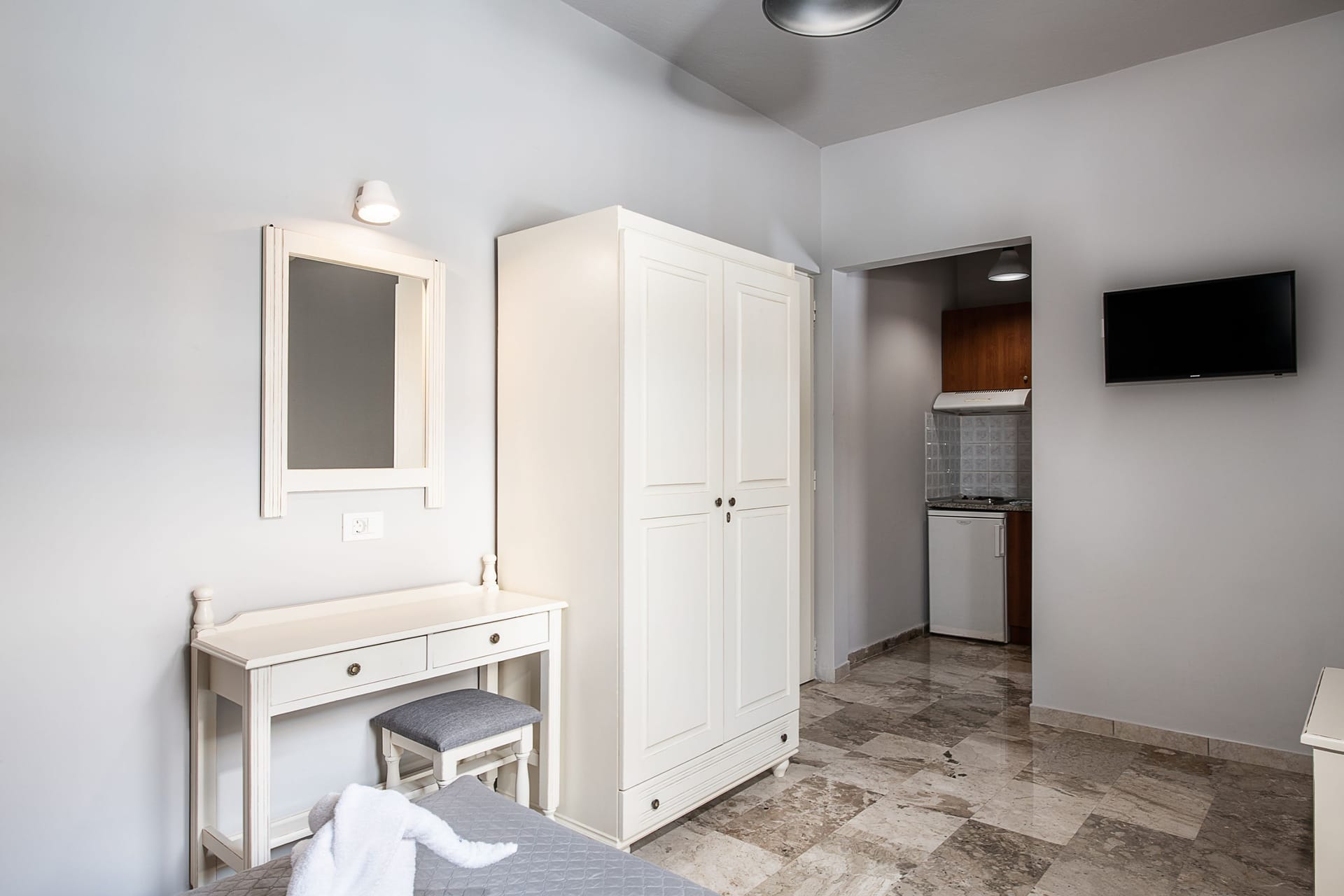 Lia Beachfront Apartments