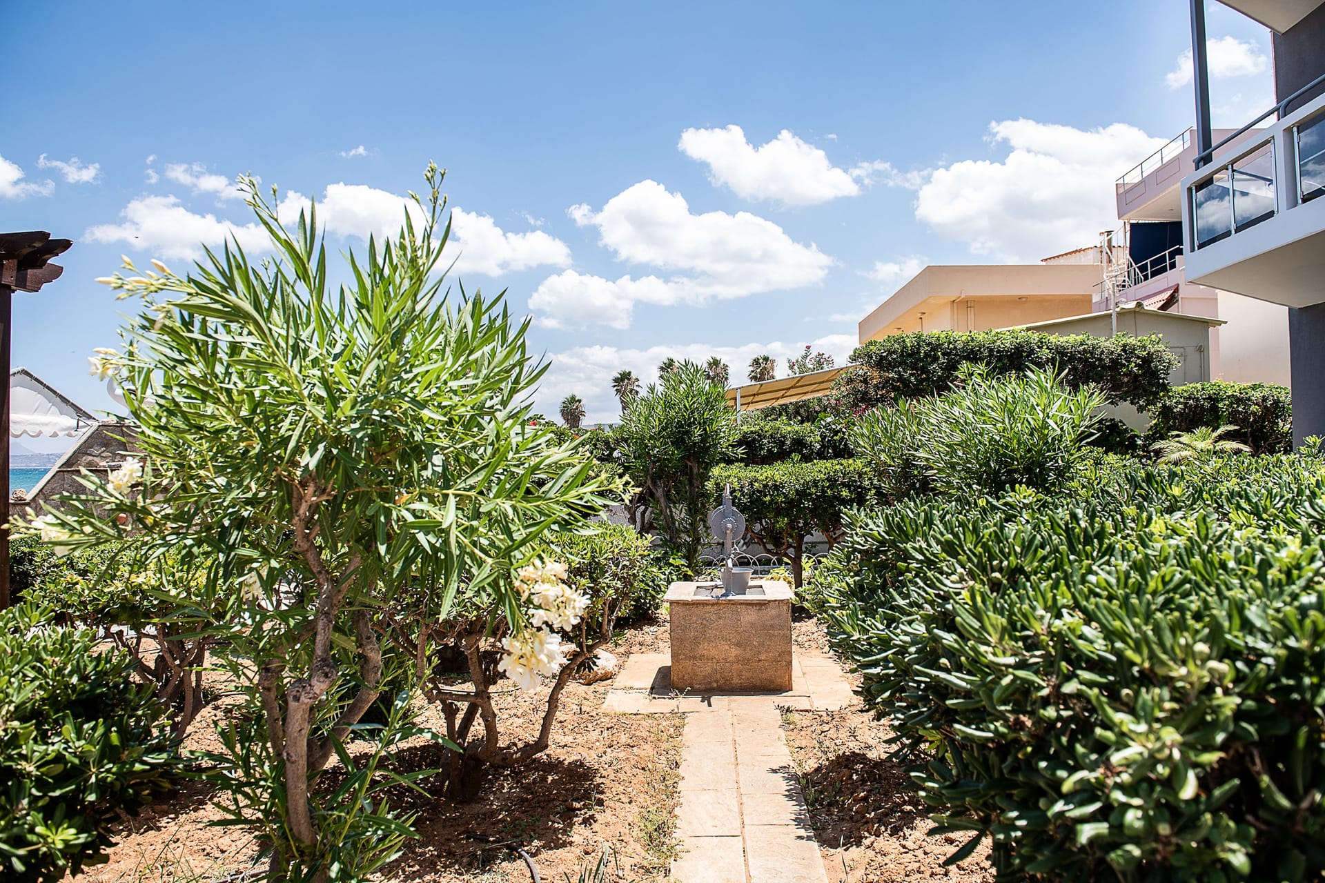 Lia Beachfront Apartments