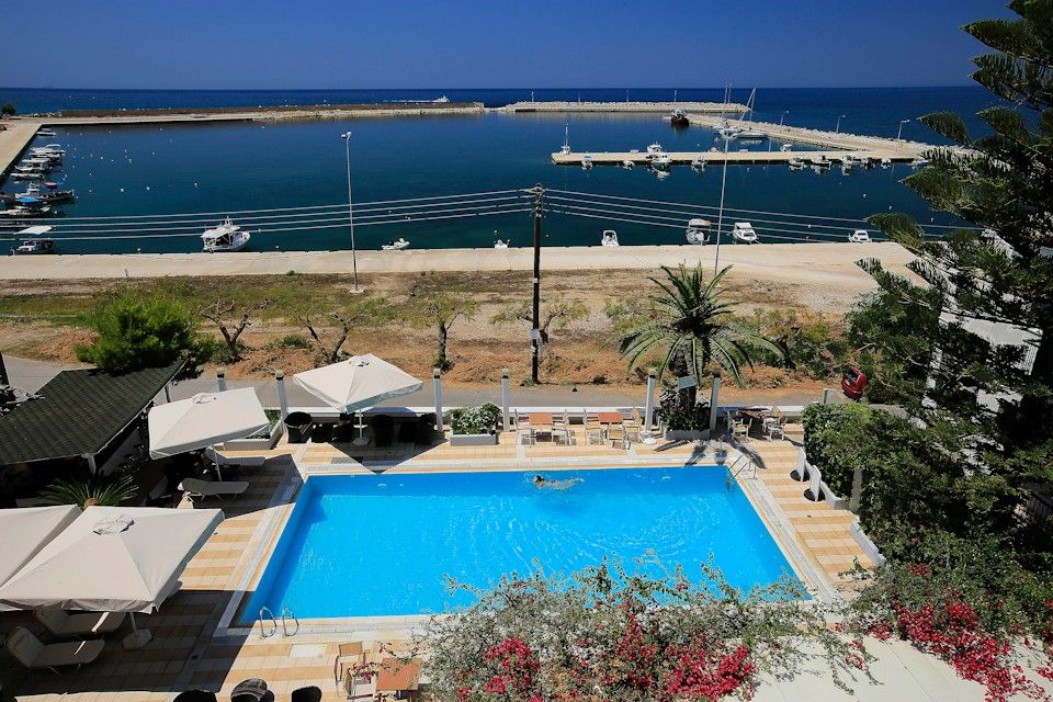 Kyparissia Beach Hotel