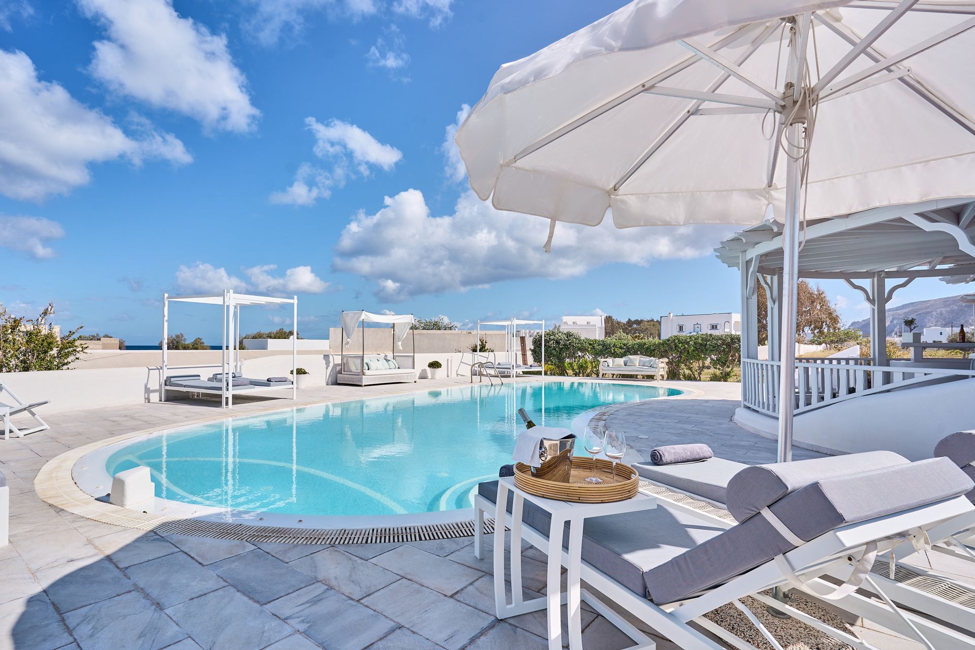 La Maison Luxurious Living