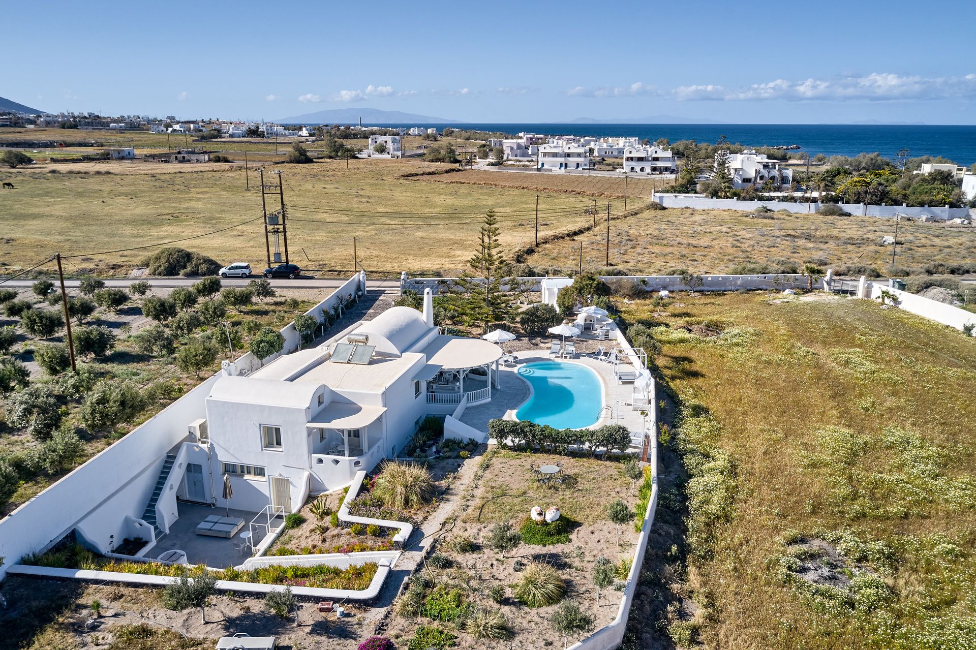 La Maison Luxurious Living