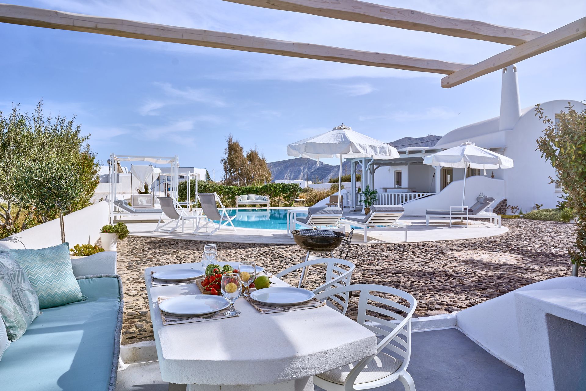 La Maison Luxurious Living