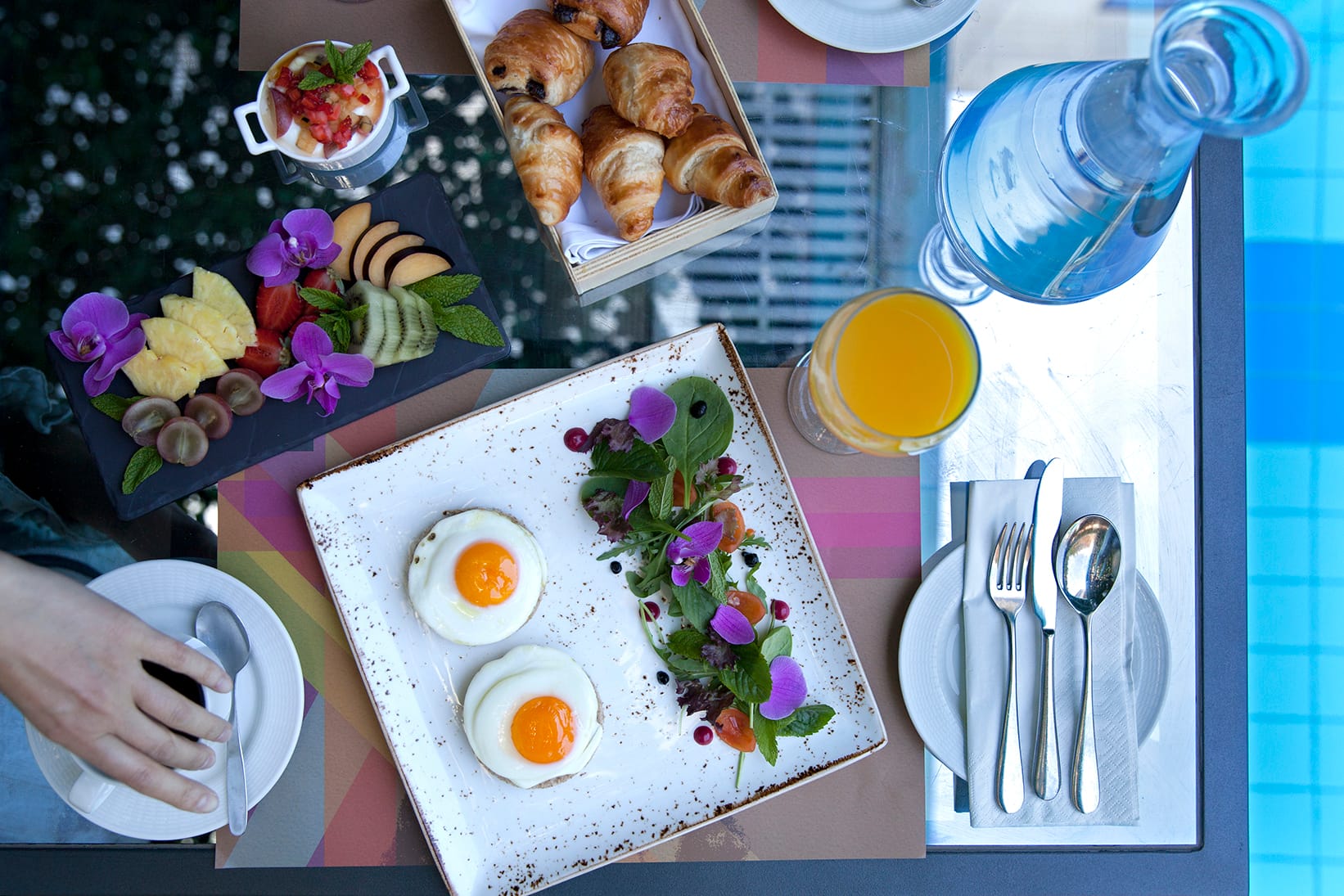 Zeus Thessaloniki Lazart