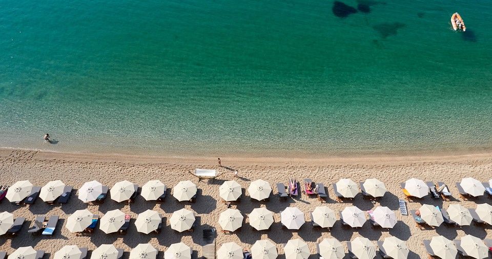 Lichnos Beach Hotel and Suites