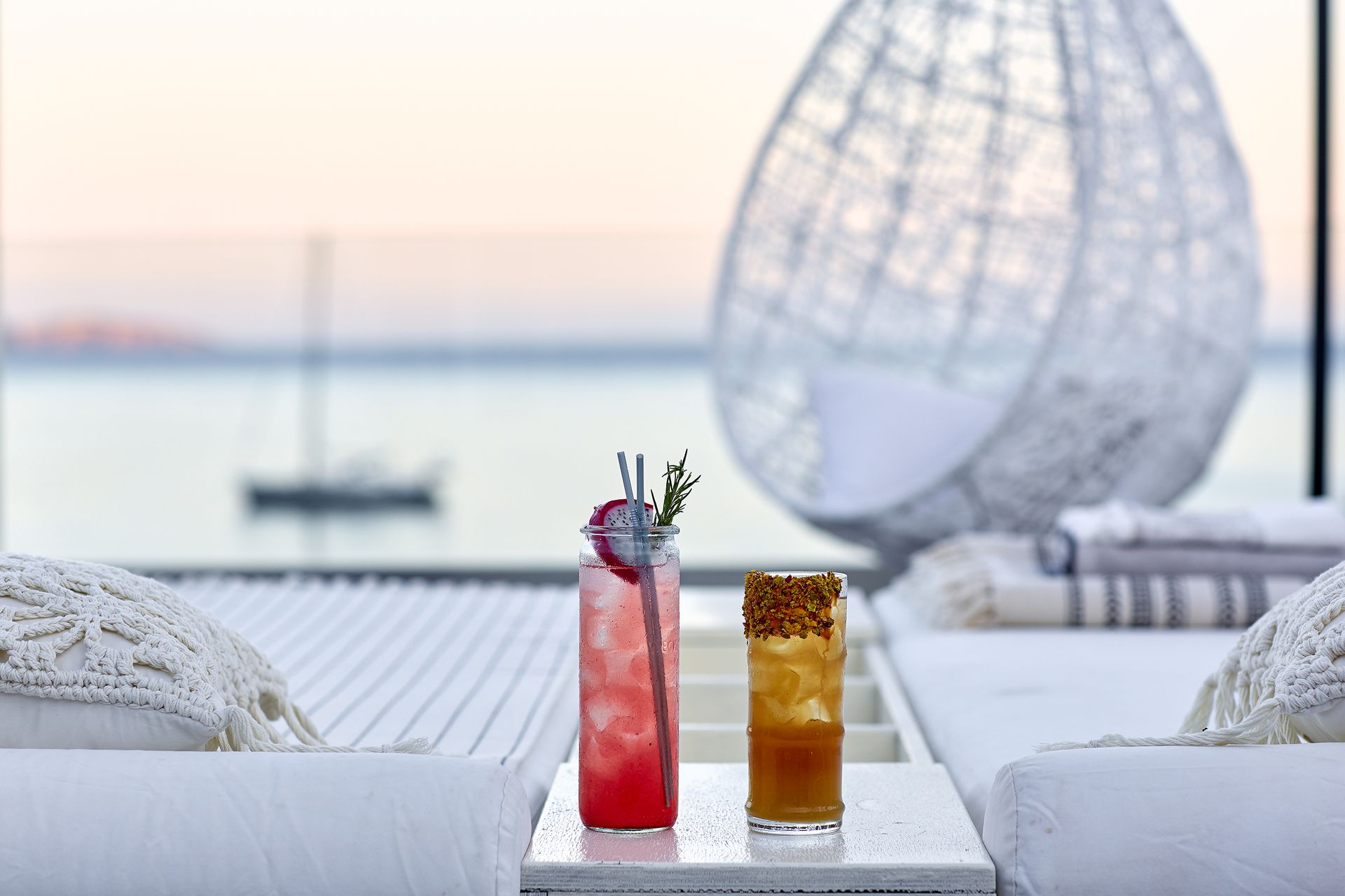 Lichnos Beach Hotel and Suites