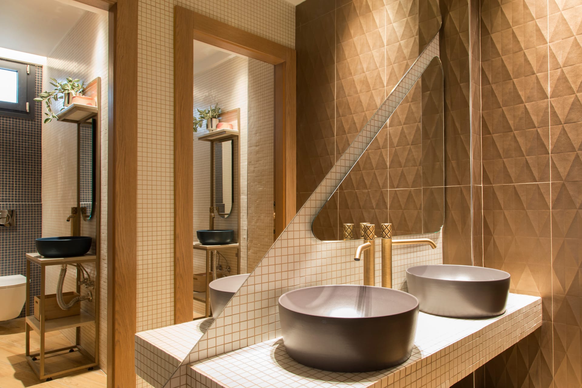 1910 Lifestyle Hotel & 1910 Legacy Hotel