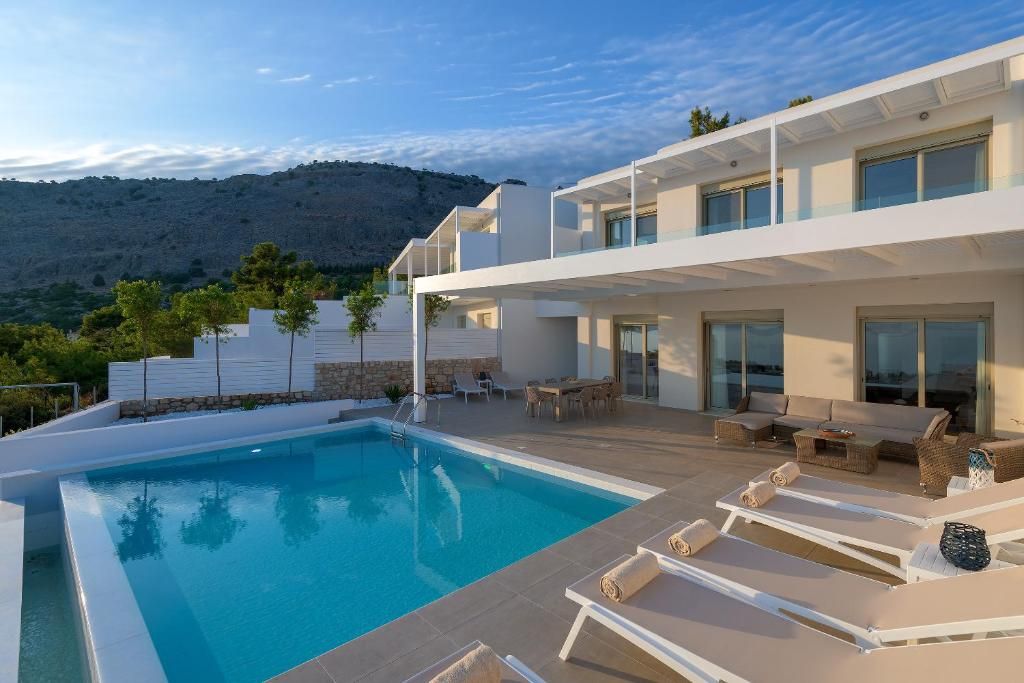 Lindos Hill Villas