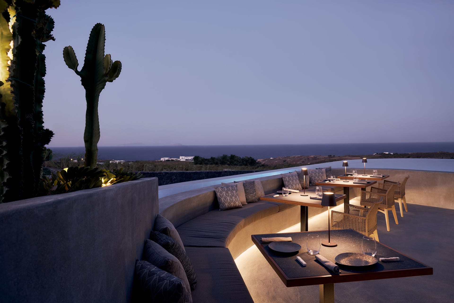 A Greek Culinary journey from the lush North to the lively South as Magma Soul guides you through the diverse flavors of Greece expertly prepared by the coach of the Greek National team in the Gastronomic Olympic Games, Chef Lefteris Soultatos.