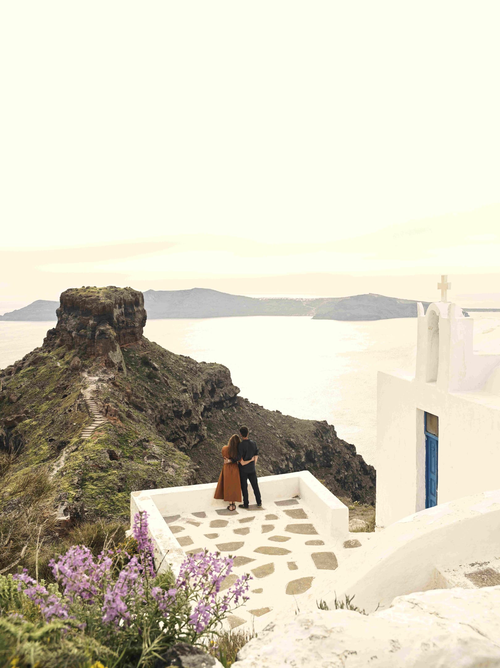 Embark on a legendary retreat filled with unforgettable tales, nightfall to daybreak stories and Greek culinary marvels.
