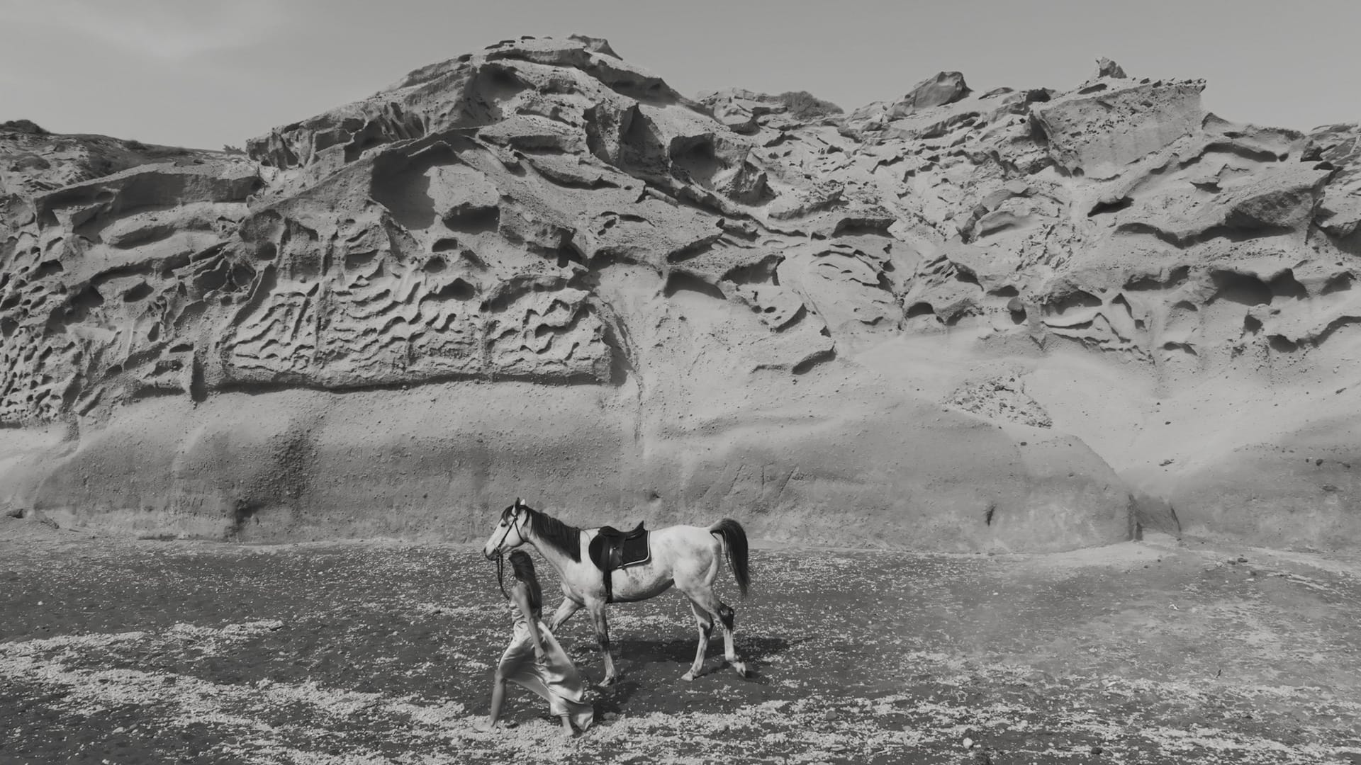 Experience Fira and Exo Yalos Beach with the complimentary shuttle service that is provided from the resort. Email us for more information!