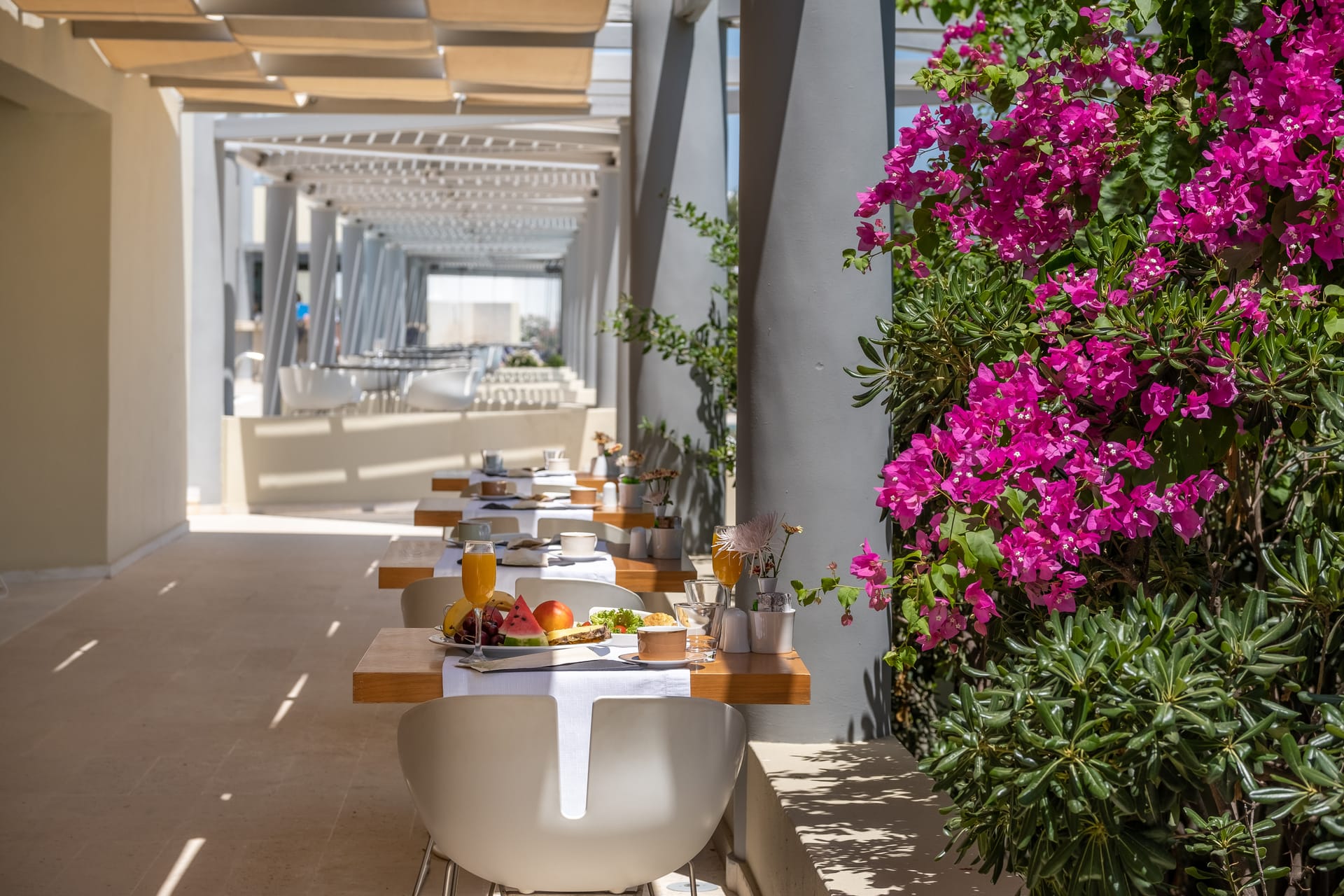 The Majestic Hotel Santorini