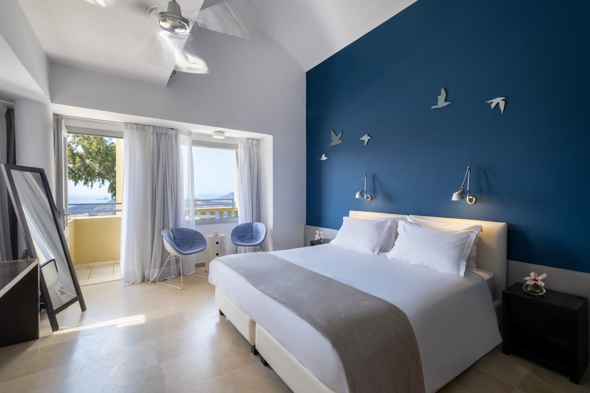 The Majestic Hotel Santorini