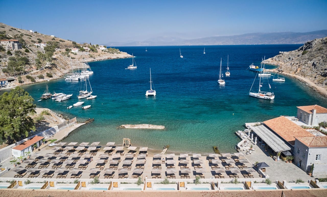 Mandraki Beach Resort