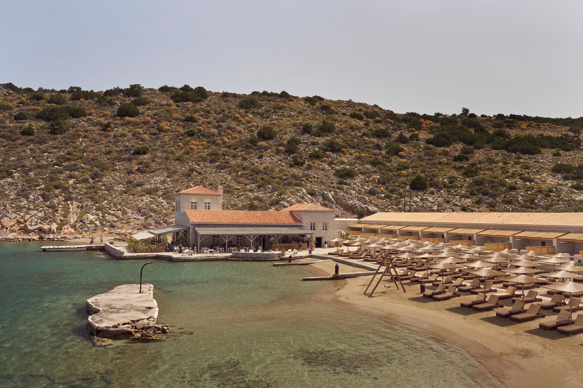 Mandraki Beach Resort