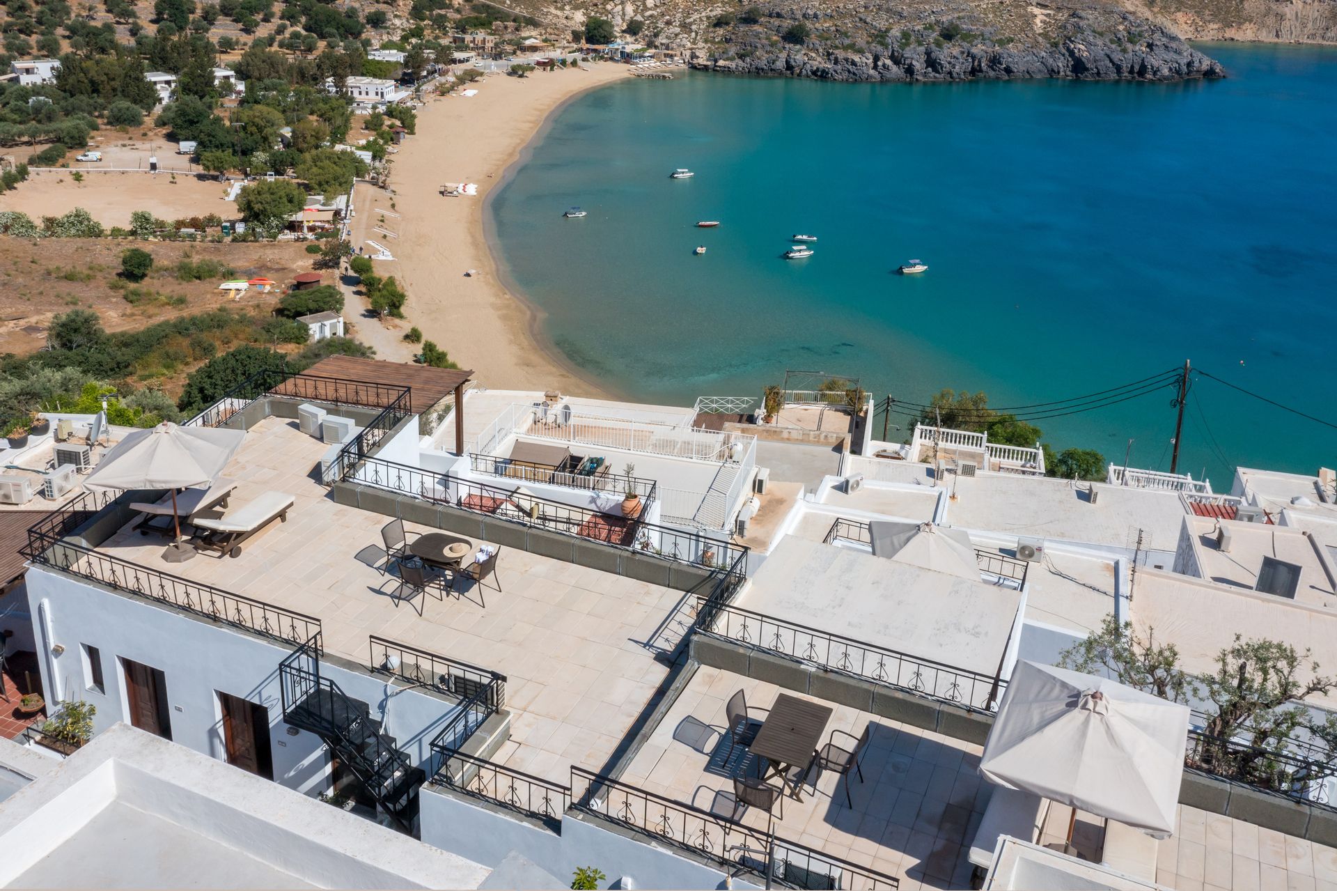Maris Lindos Suites & Apartments