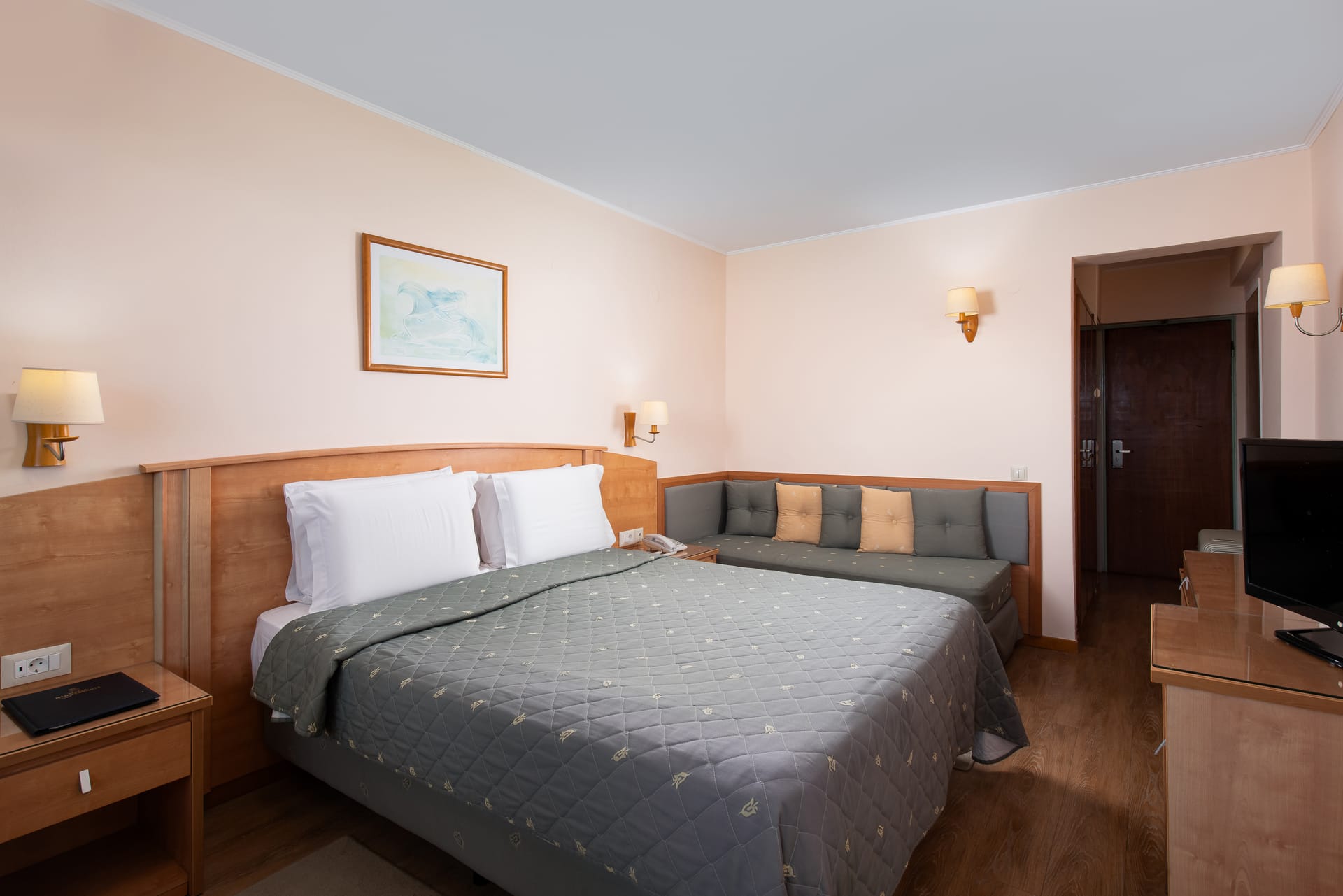Triple sea view room