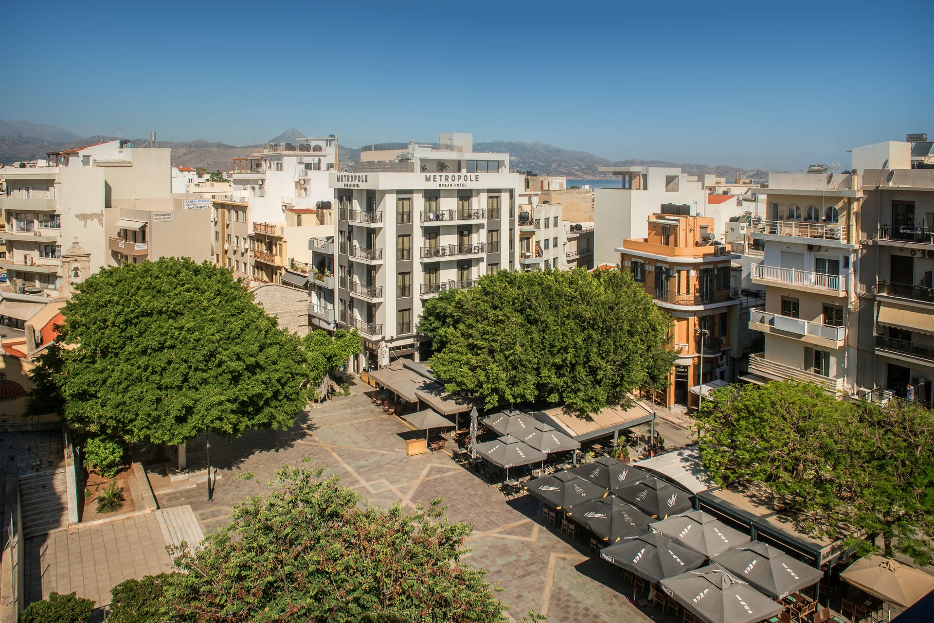 Metropole Urban Hotel