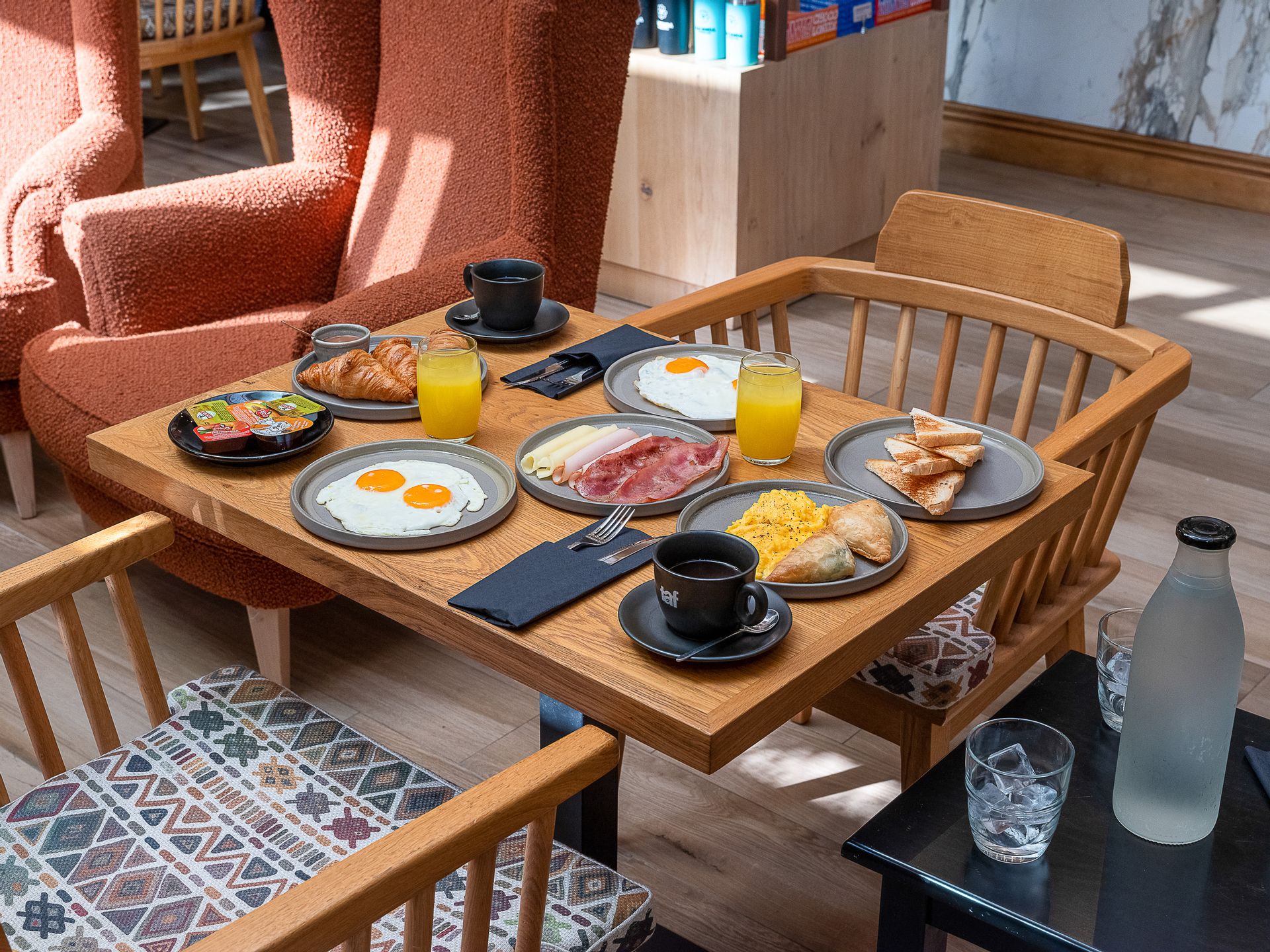 Metropole Urban Hotel