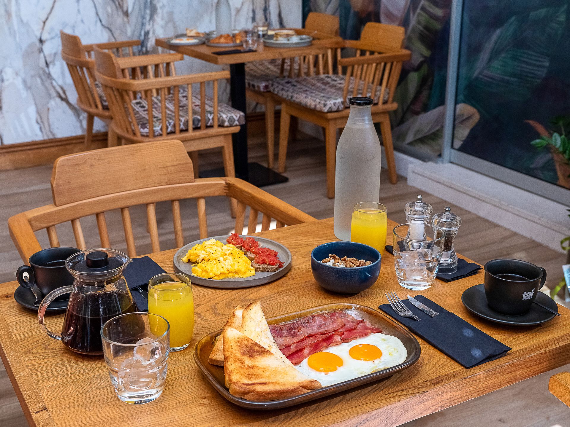 Metropole Urban Hotel