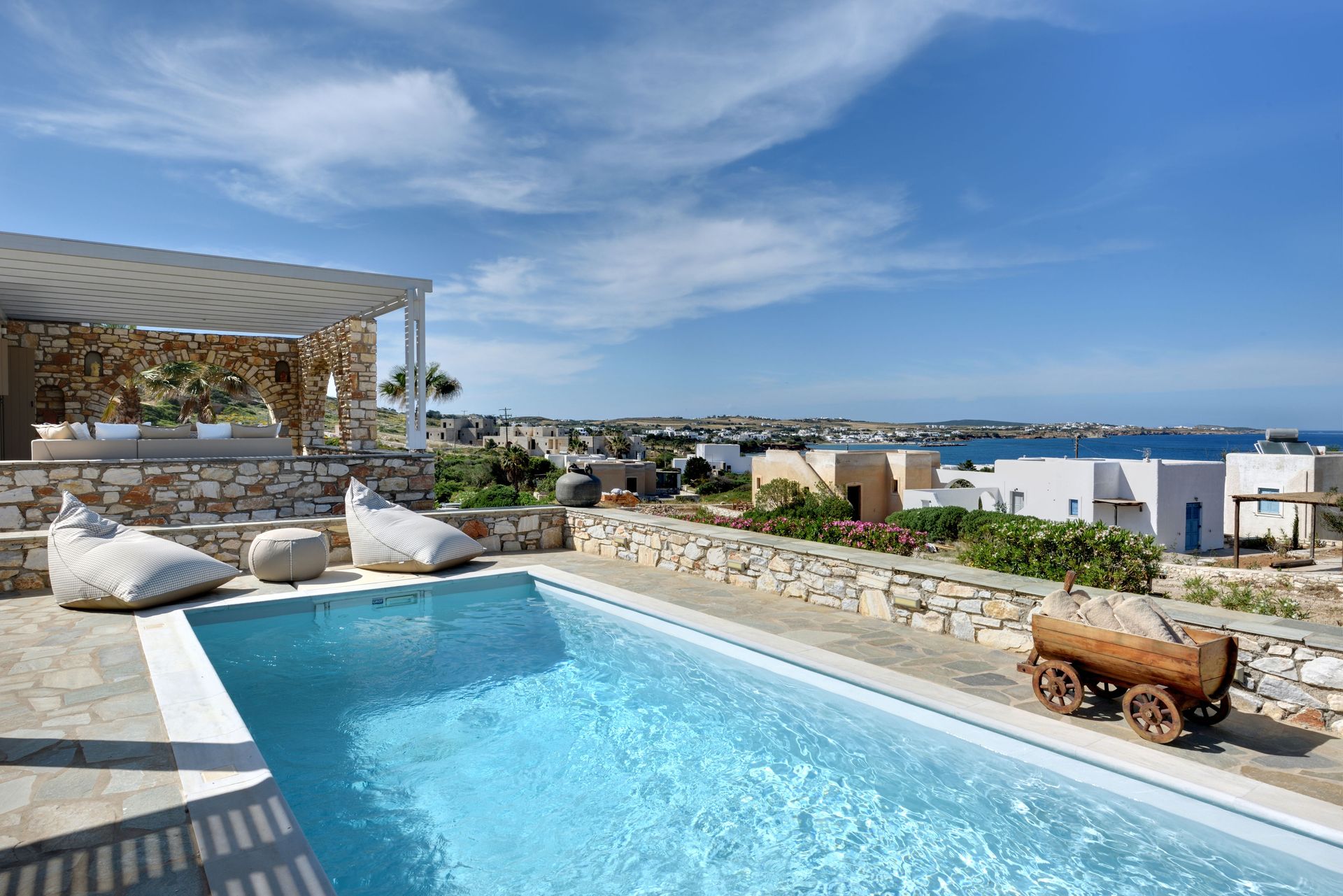 Amalgam Homes Paros
