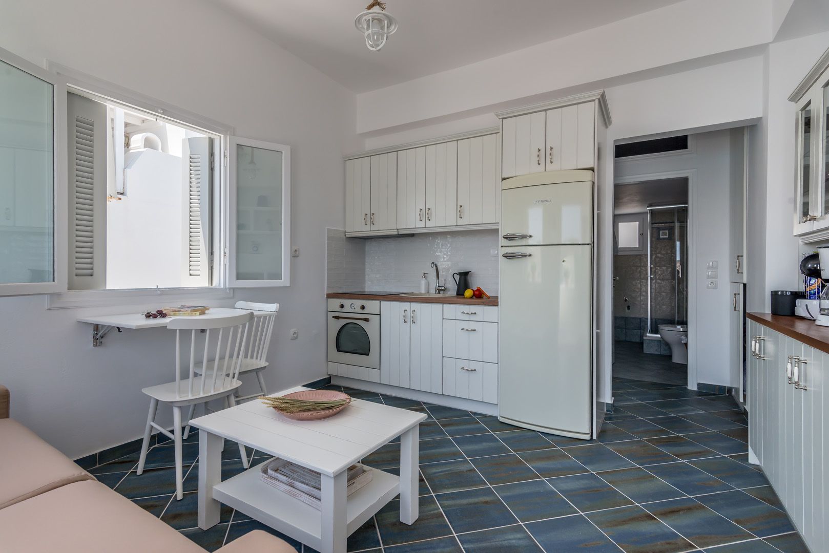 Michalakis Seaside Suites Milos