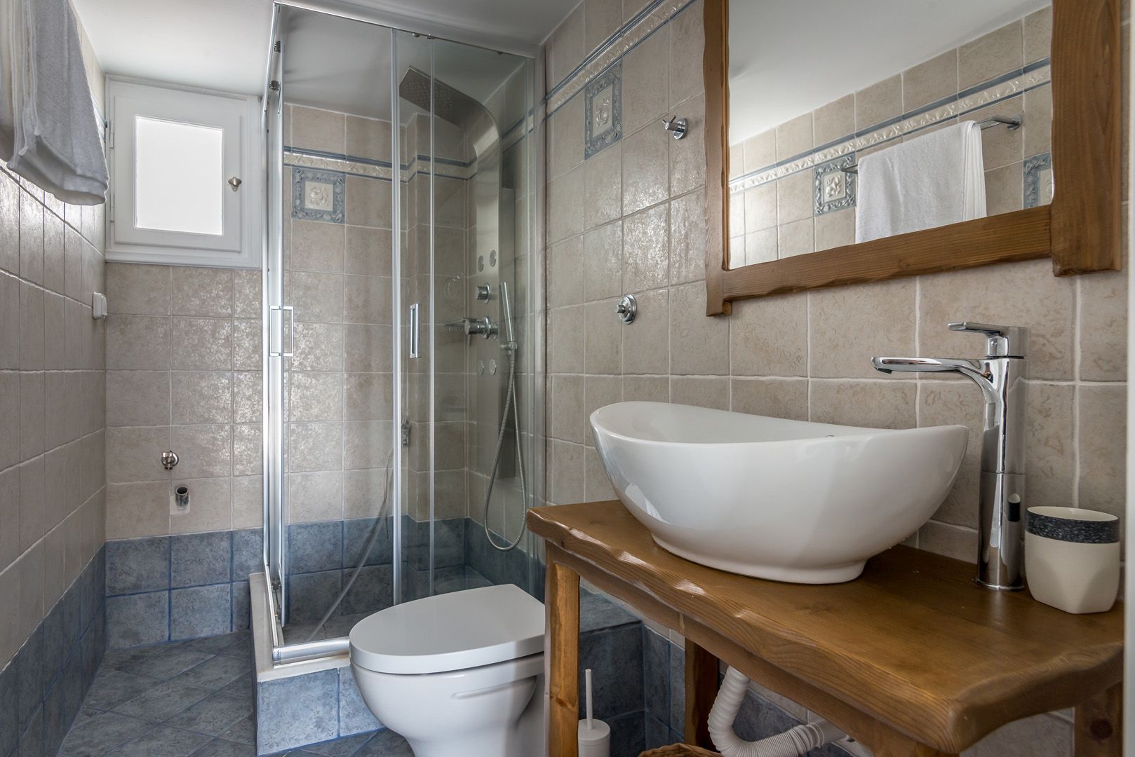 Michalakis Seaside Suites Milos