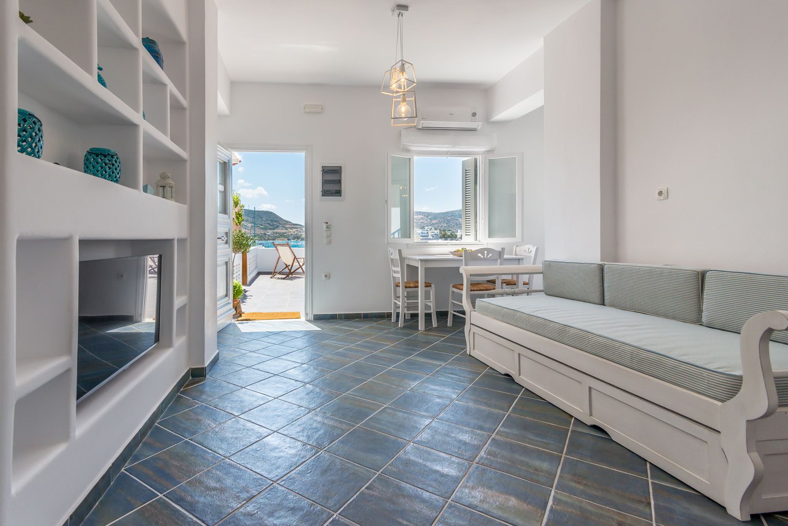 Michalakis Seaside Suites Milos
